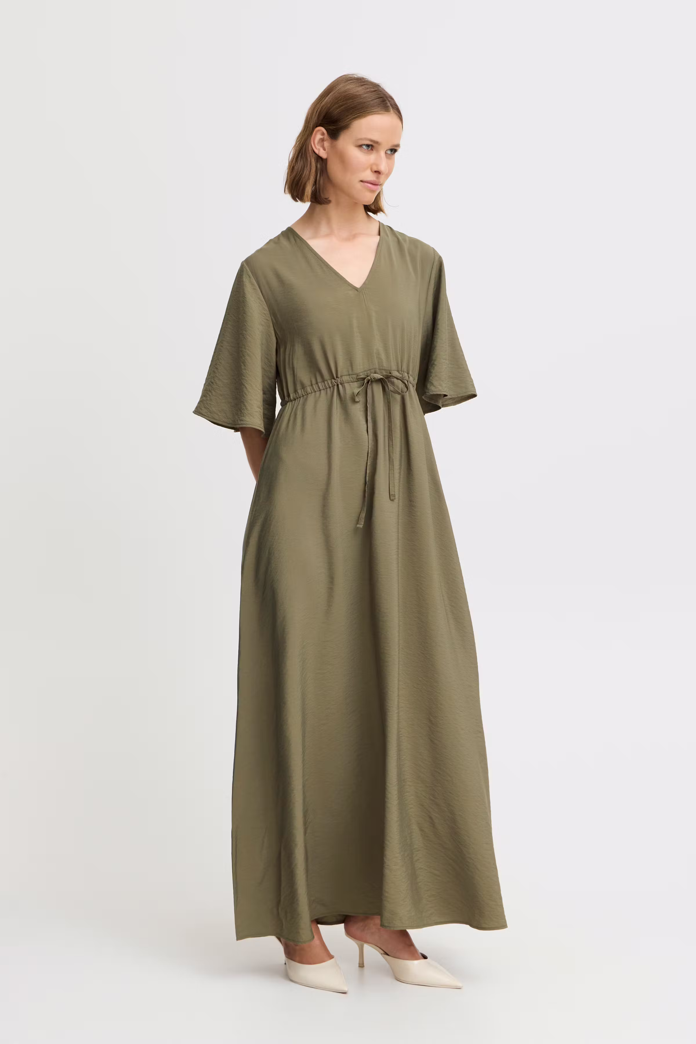 BYMMHAILEY Kjole LOOKBOOK FRONT 20816537-190510