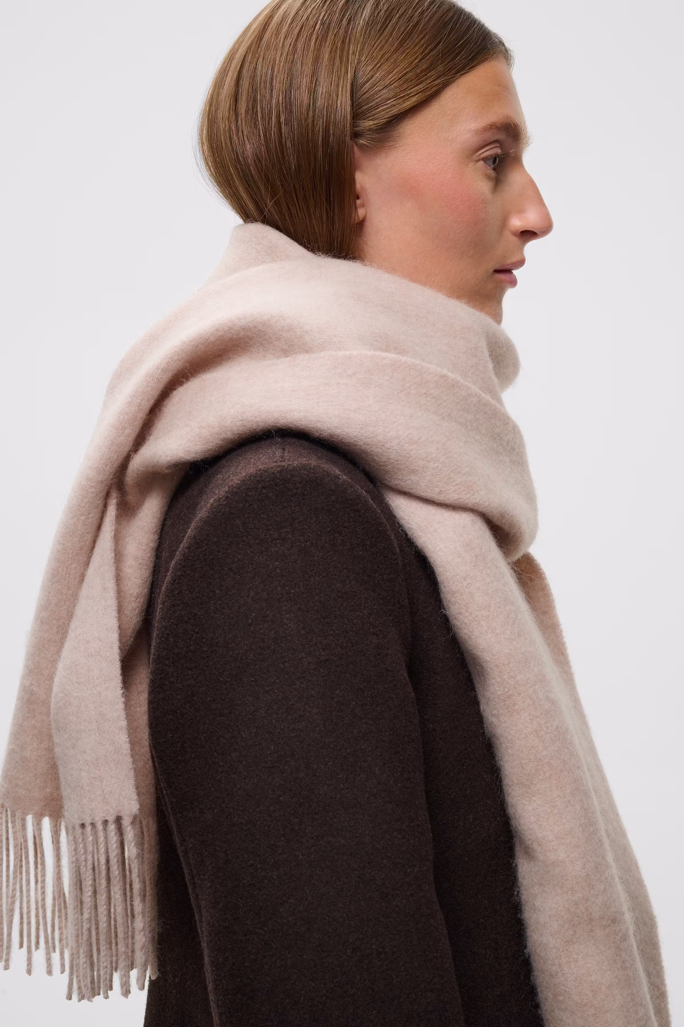 ALLICATEIW Skjerf LOOKBOOK DETAIL 30113063-1304031