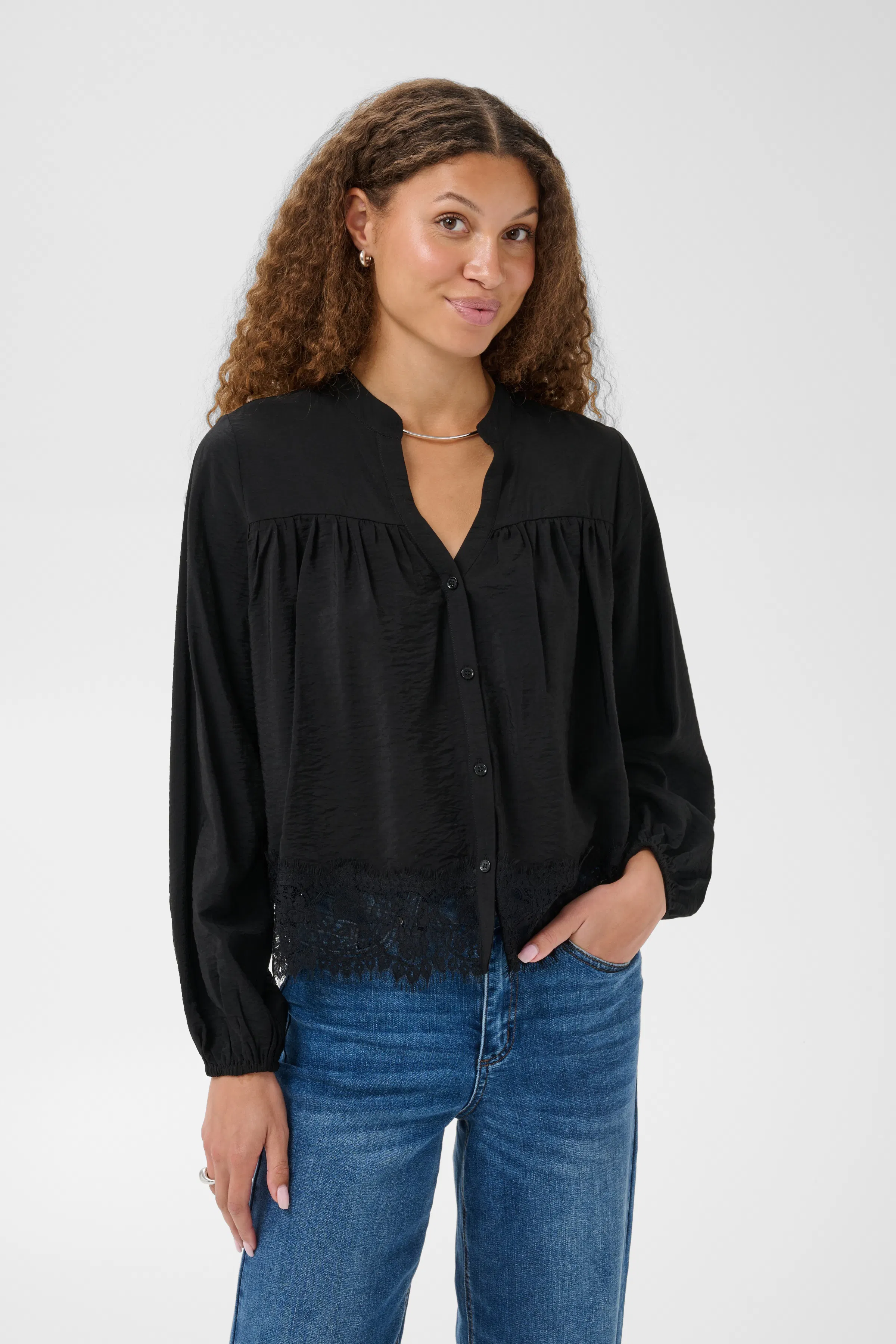 KAfine Bluse LOOKBOOK FRONT 10512642-100121