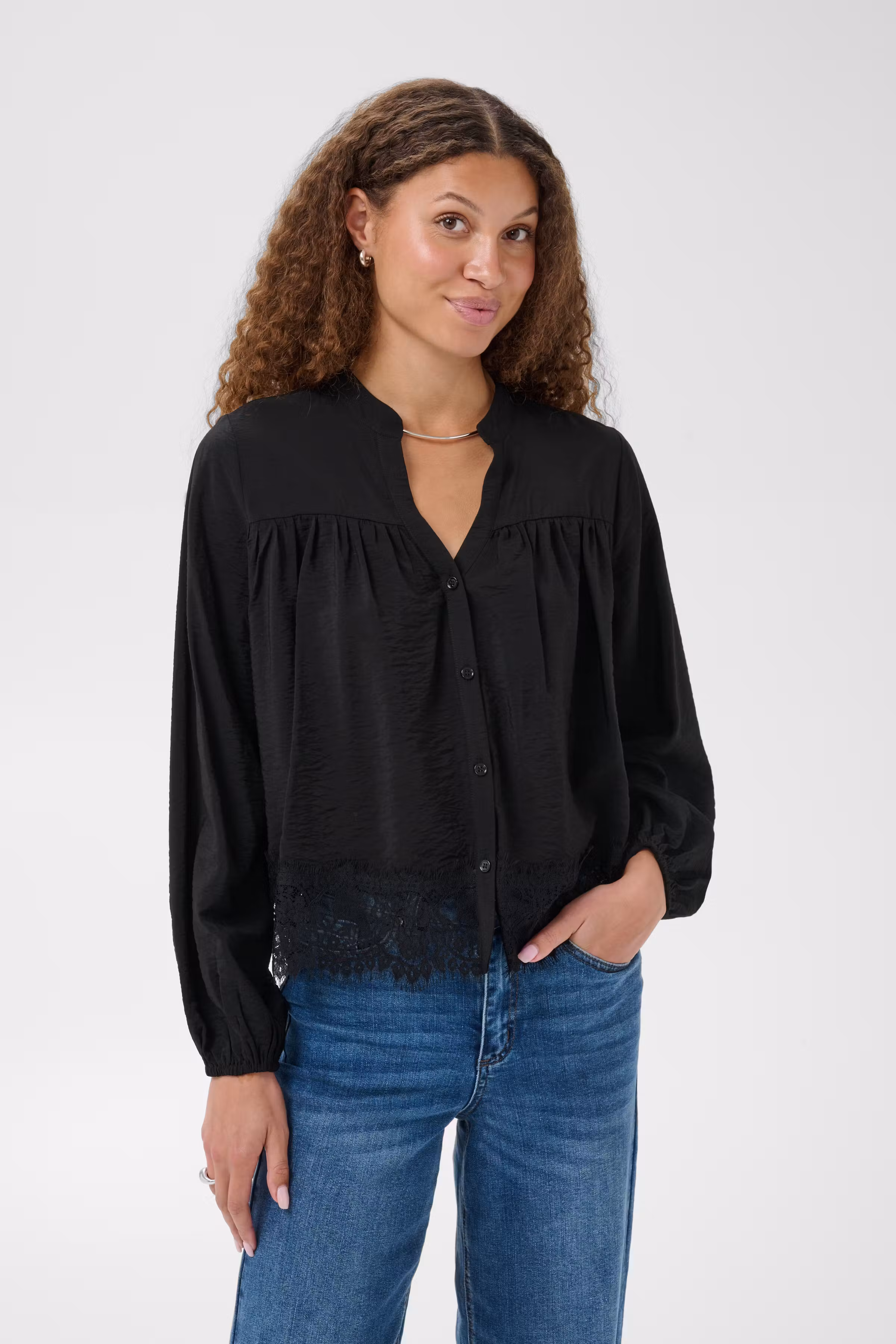 KAfine Bluse LOOKBOOK FRONT 10512642-100121