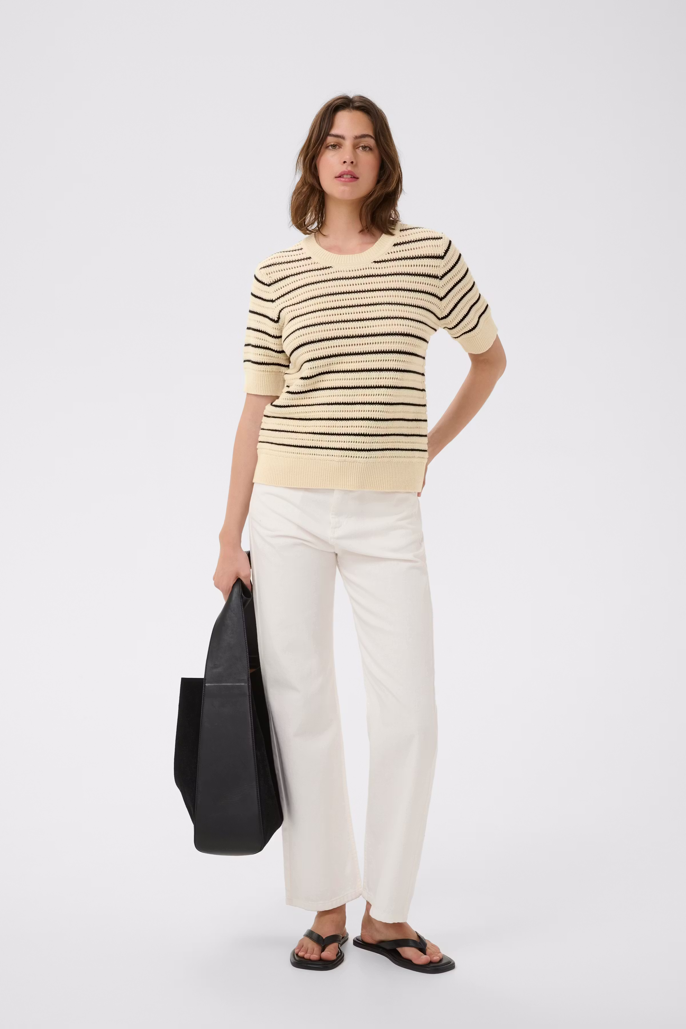 NELLIIW Top LOOKBOOK FRONT 30112750-900004134