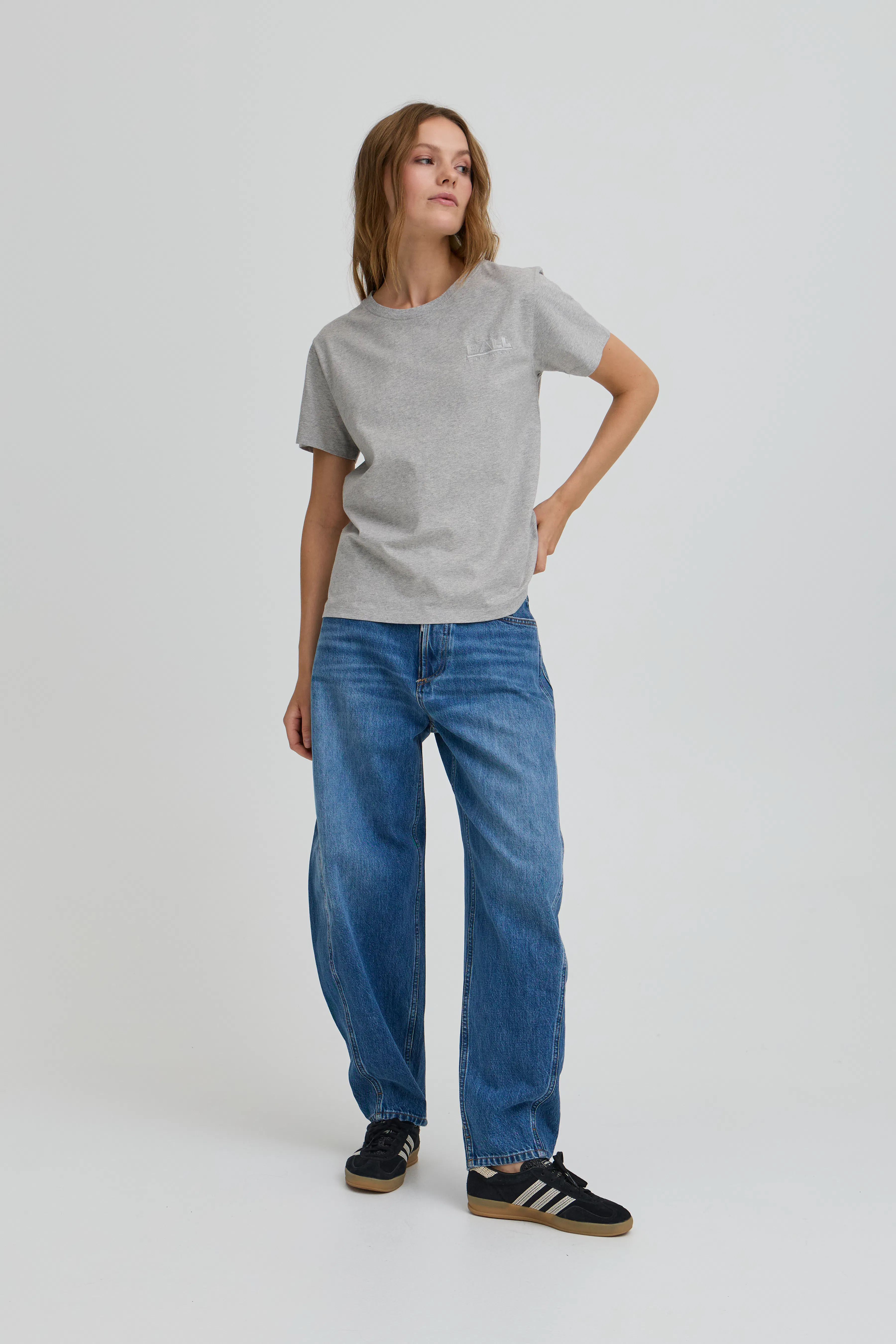 BASIMONA T-shirt LOOKBOOK FRONT 50405380-900005939
