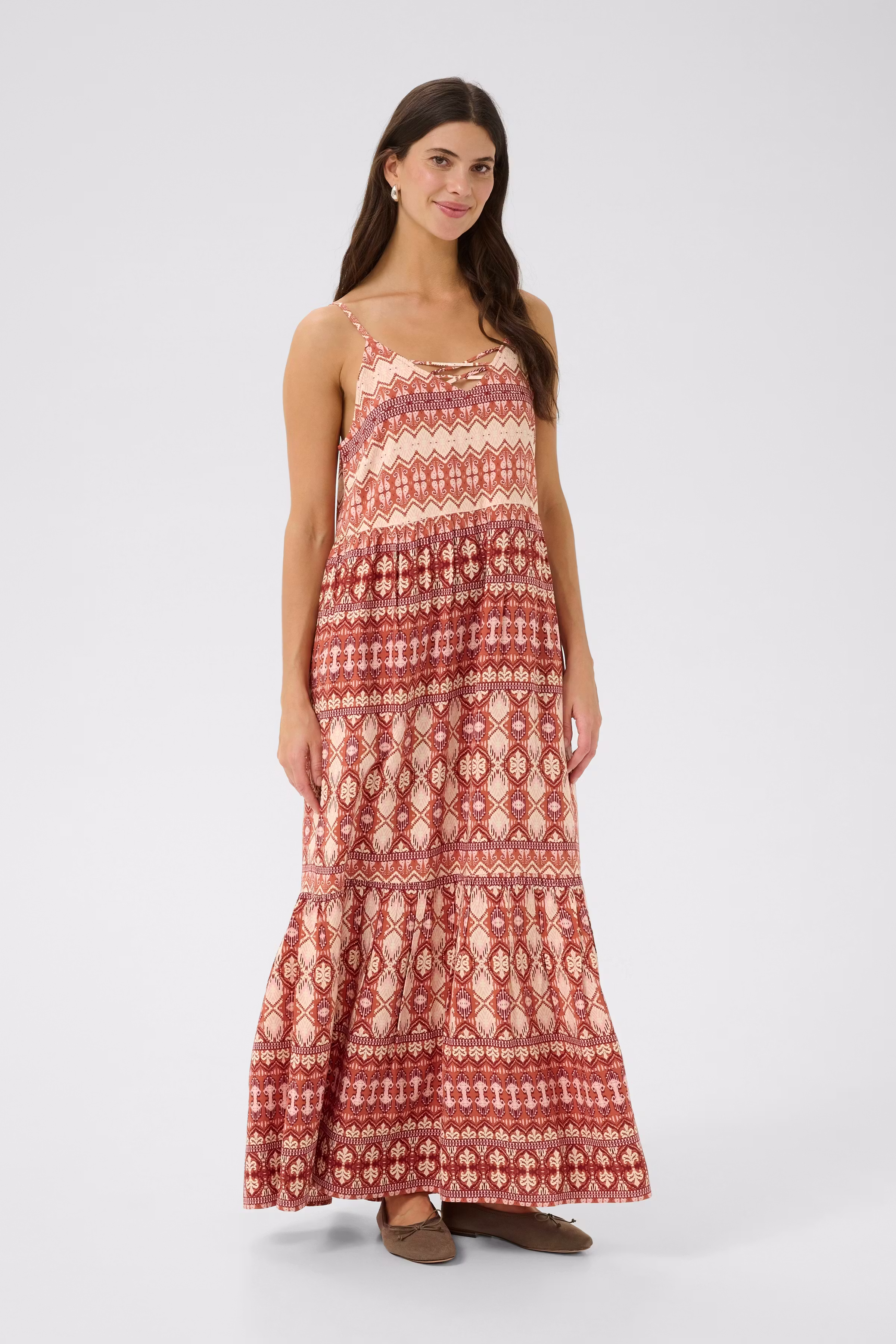 CRTiah Dress LOOKBOOK FRONT 10613605-107520