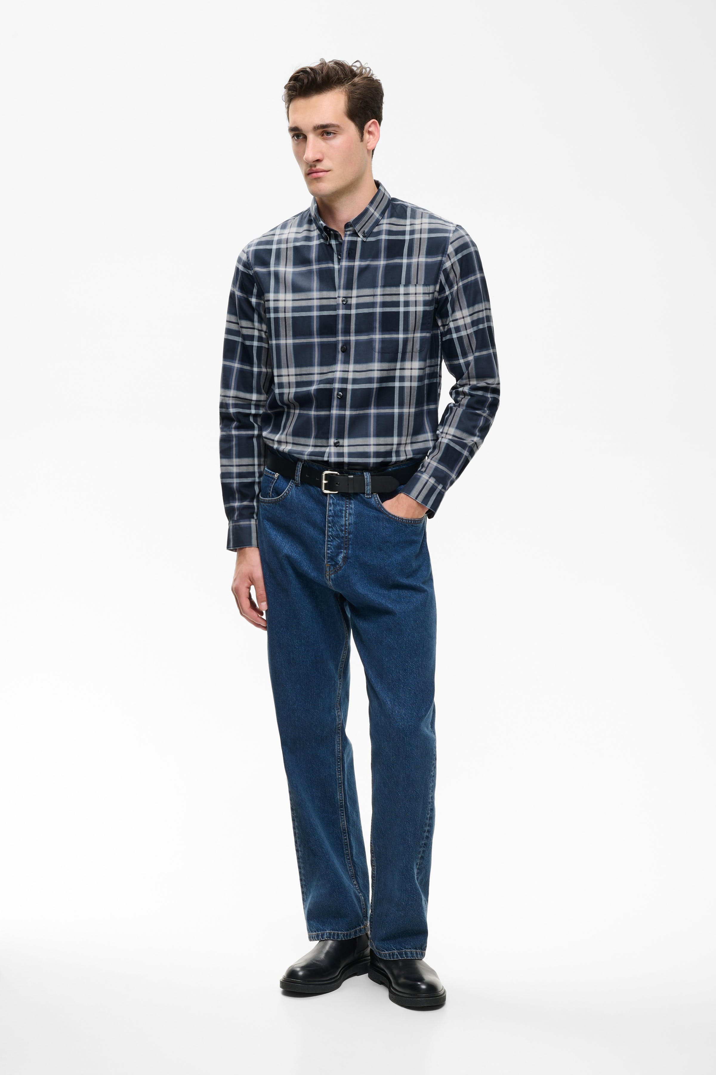 MAtrostol Hemd LOOKBOOK FRONT 30209335-194011