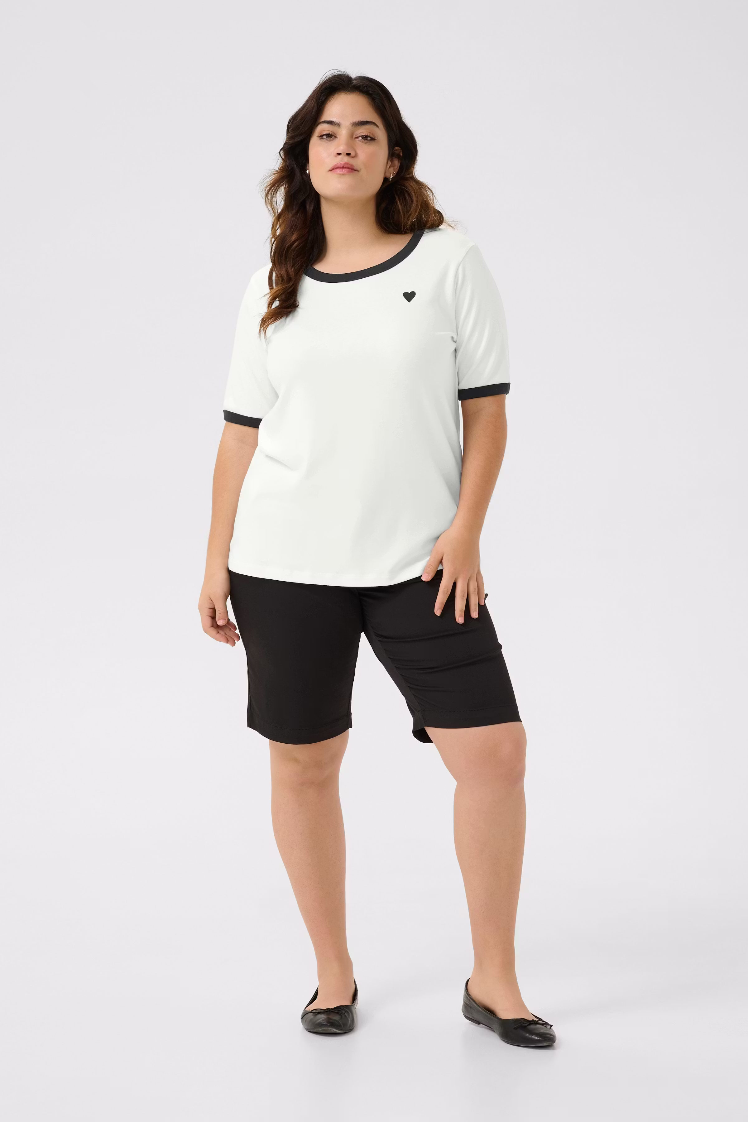 KCliana T-shirt LOOKBOOK FRONT 10583185-107499