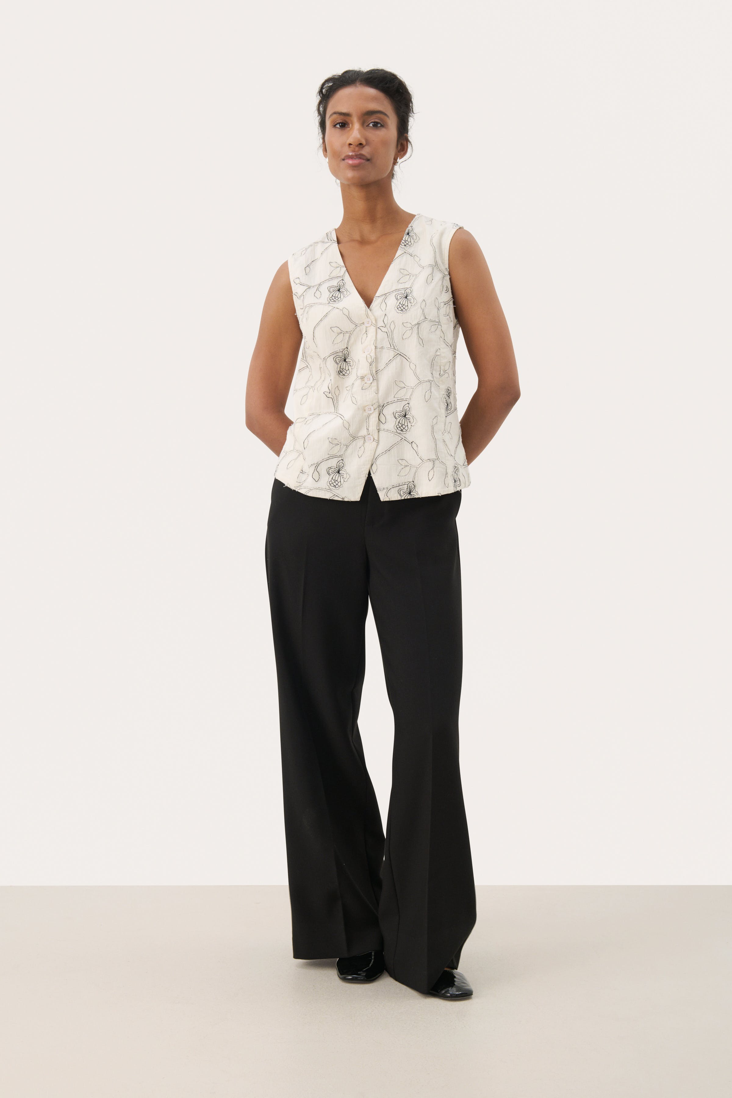 TonyPW Weste LOOKBOOK FRONT 30309878-304018