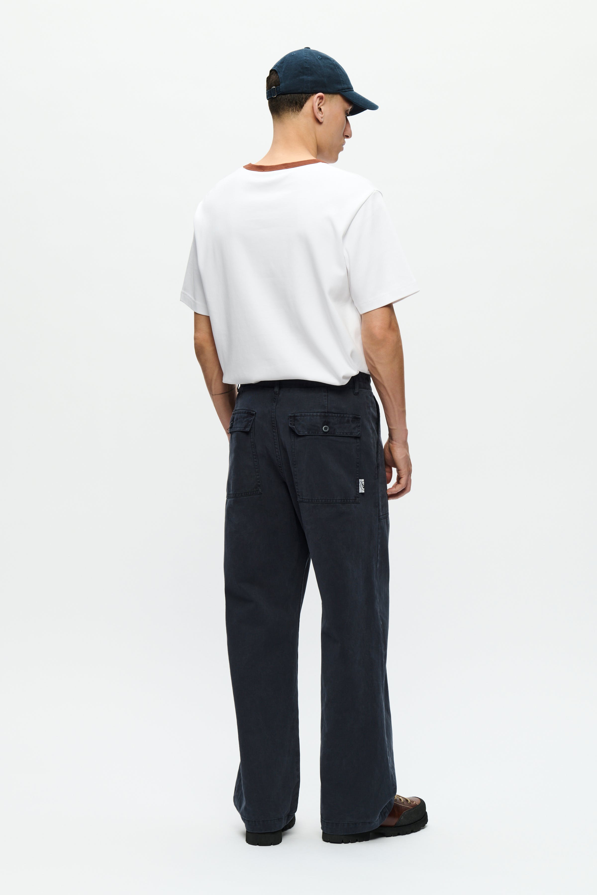 WWHeino Trousers LOOKBOOK BACK 30251485-194011