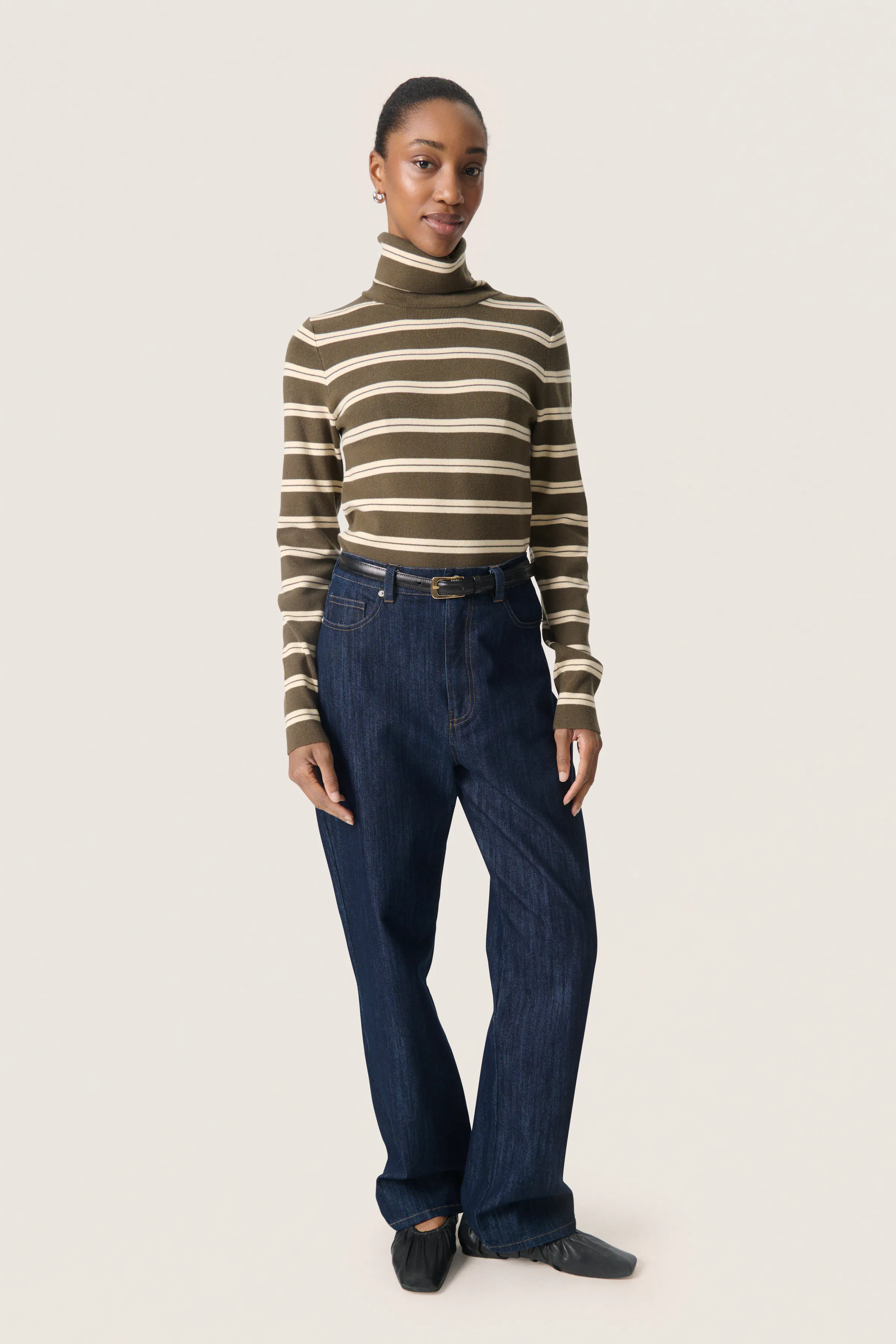SLSpina Pullover LOOKBOOK FRONT 30407690-304127