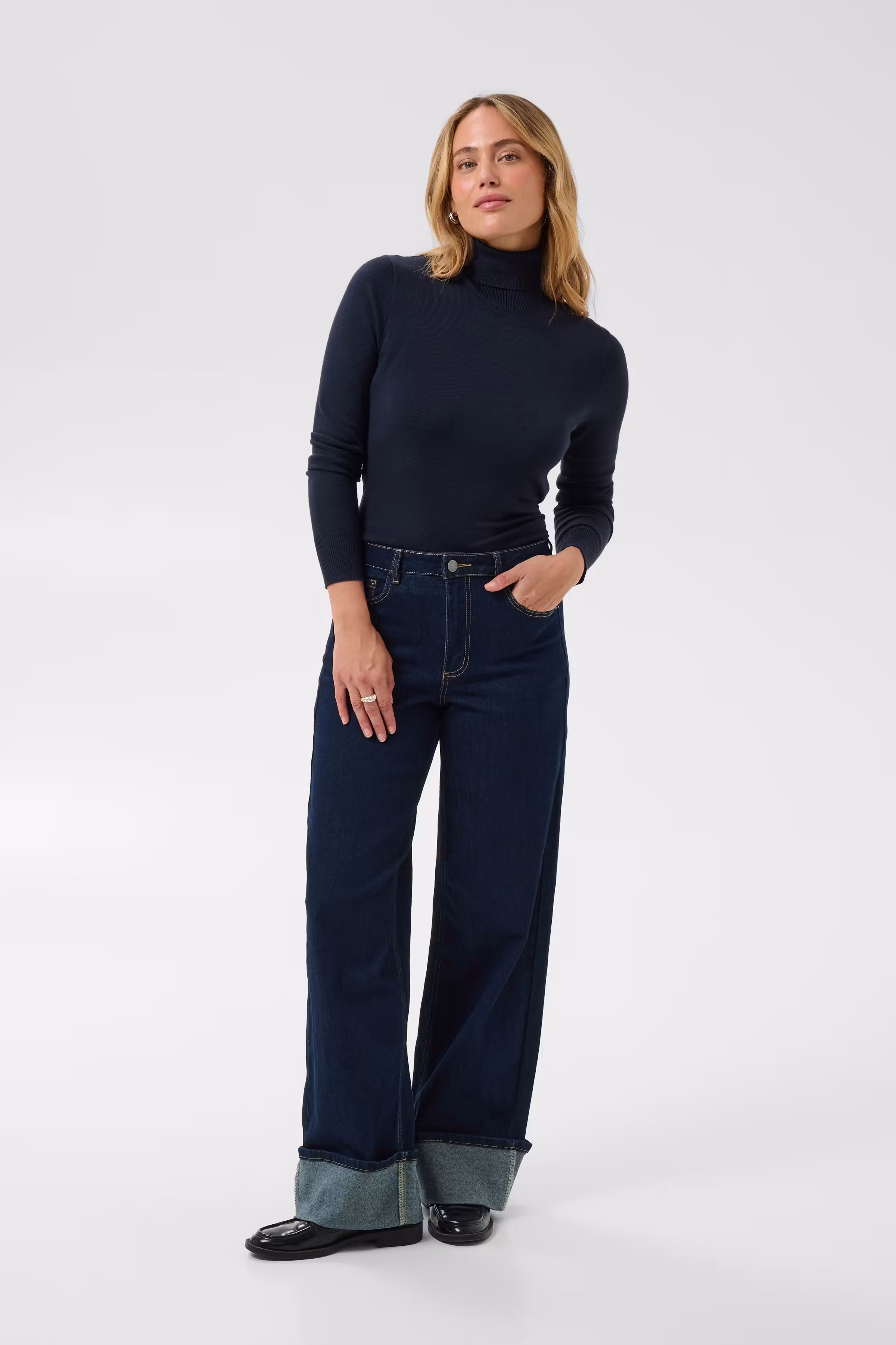 KAandrea Wide Jeans LOOKBOOK FRONT 10512890-1000355