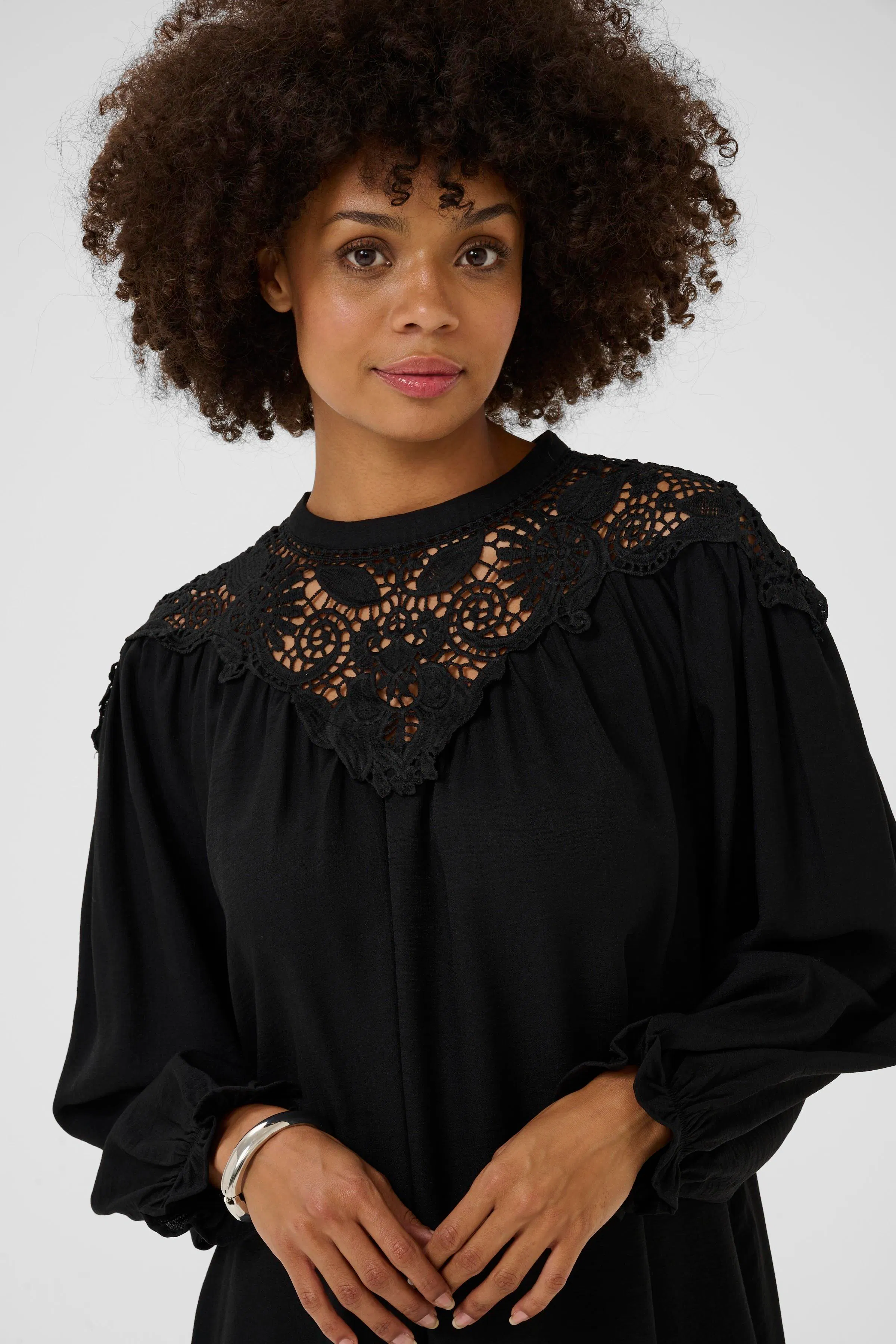 CUallegra Kjole LOOKBOOK DETAIL 50112469-500012