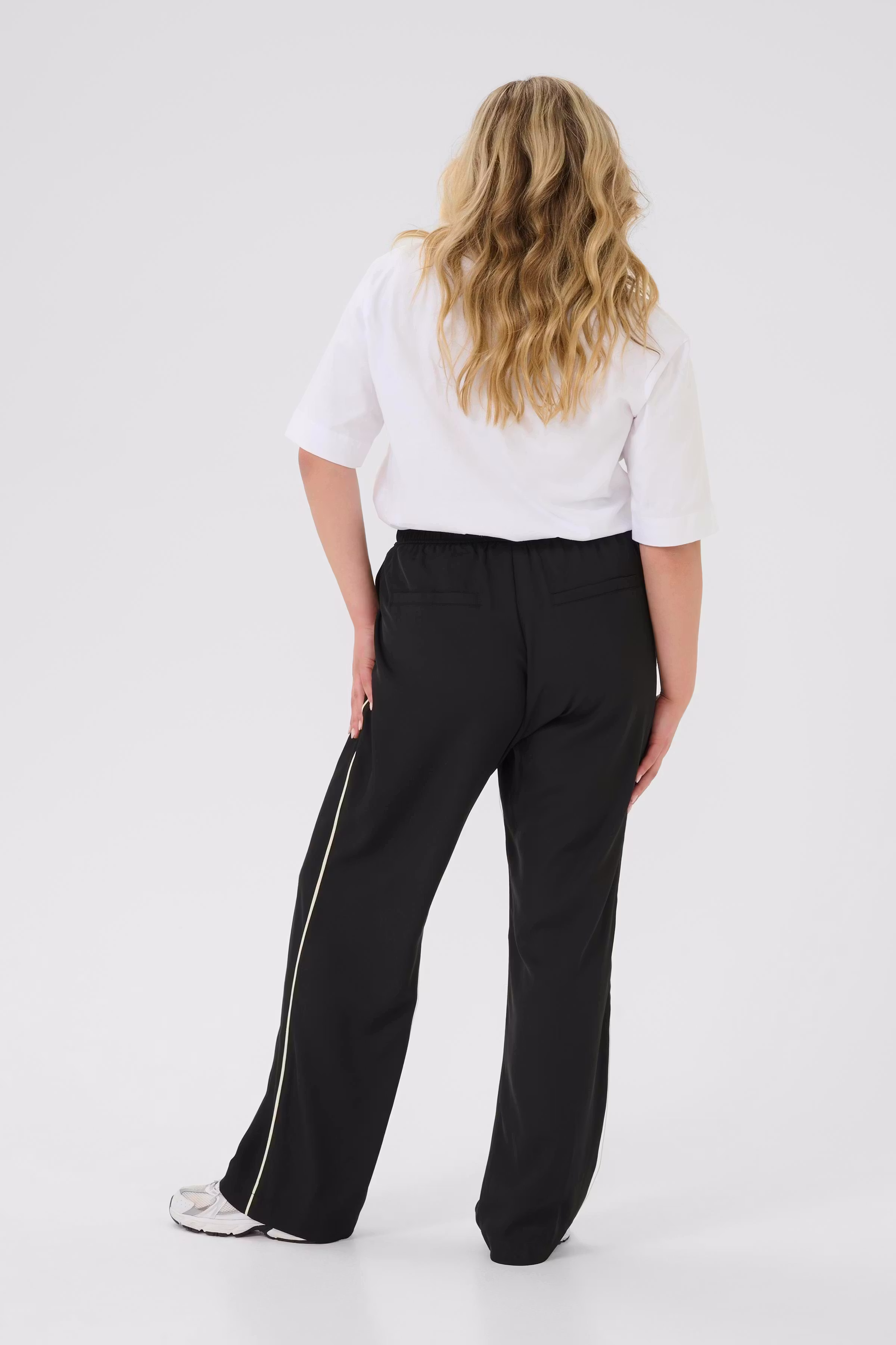 KCtenna Broek LOOKBOOK BACK 10583433-100121