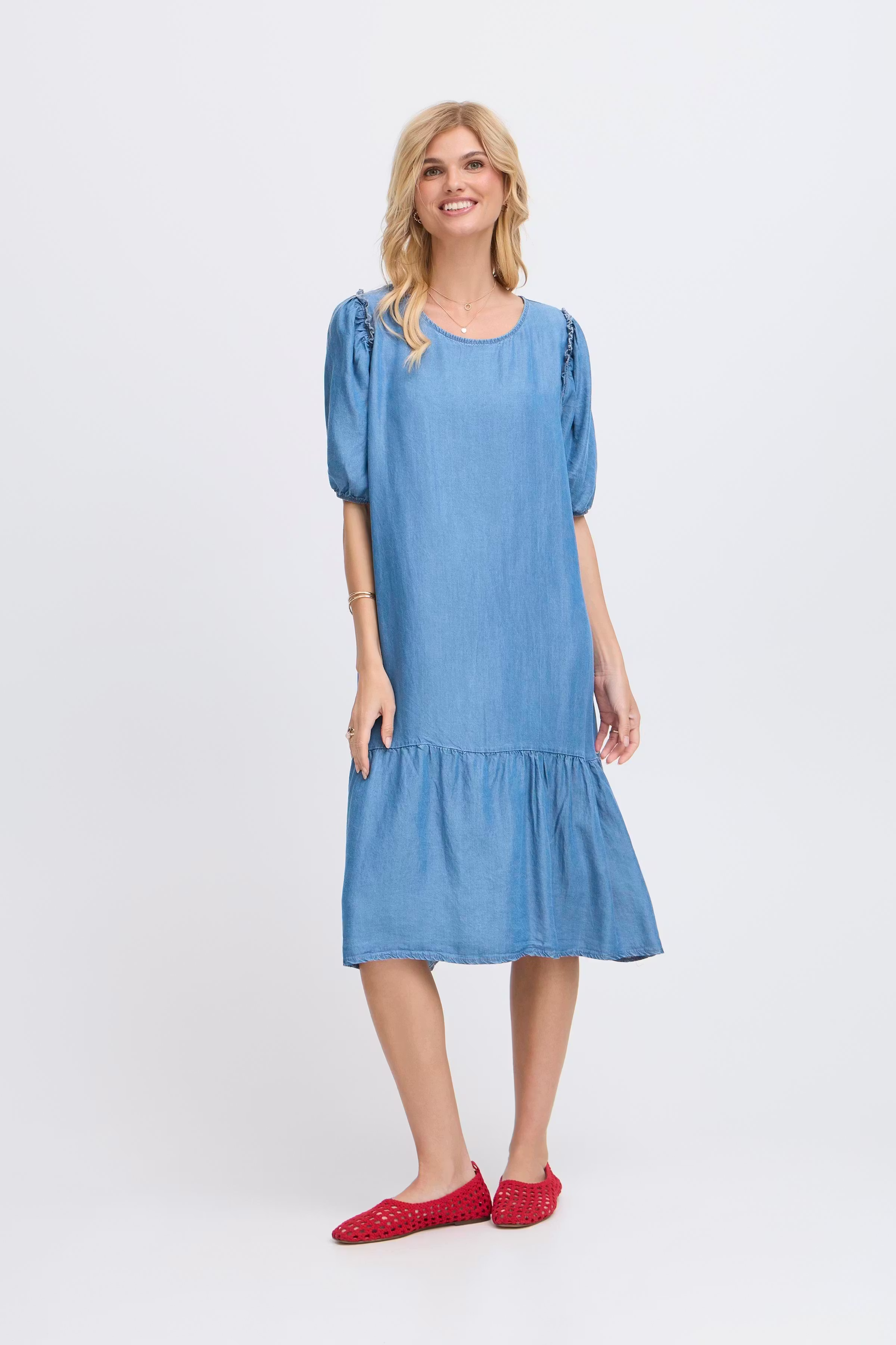 SBBARATI Kjole LOOKBOOK FRONT 22101016-203403