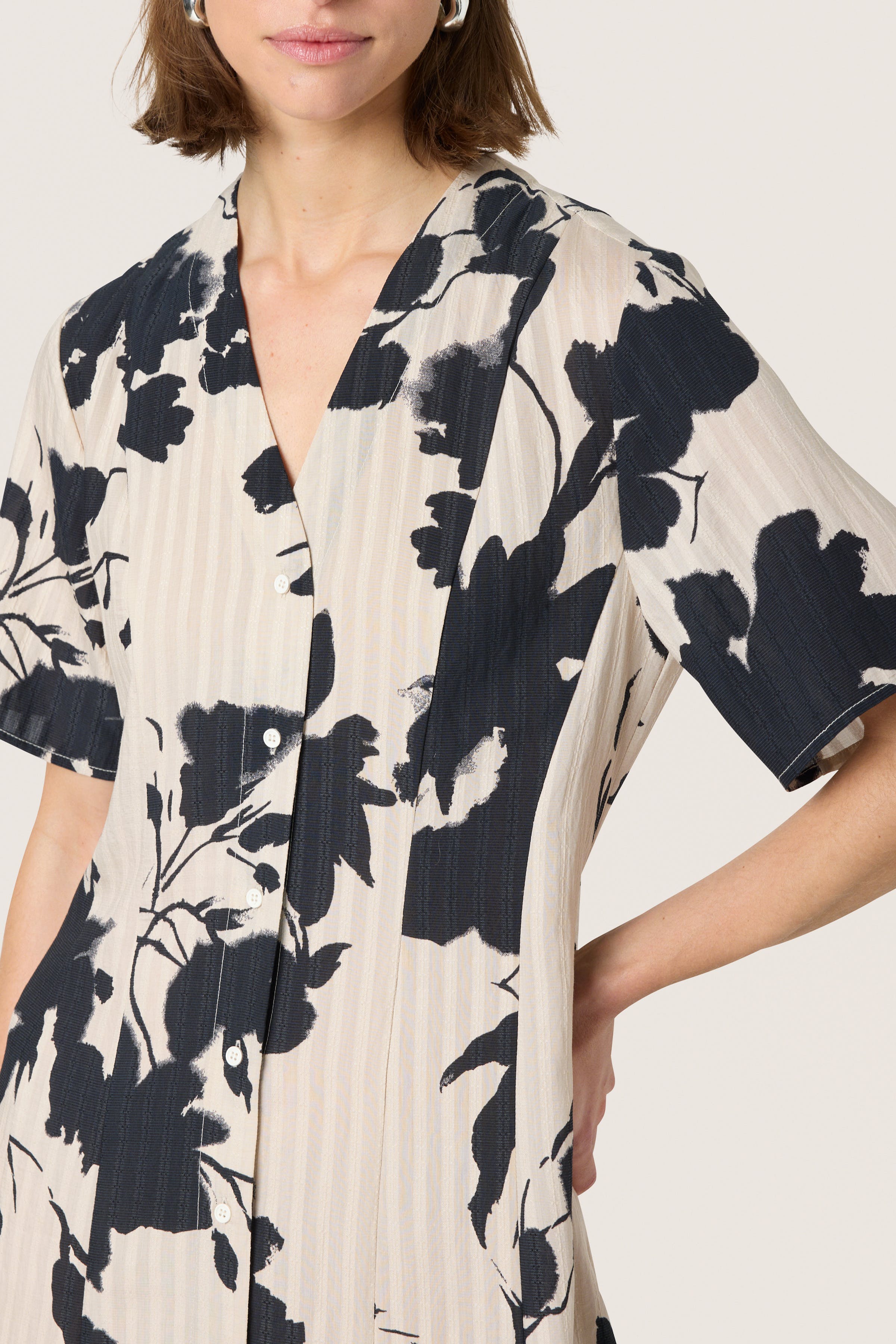 SLDaria Klänning LOOKBOOK DETAIL 30408427-303944