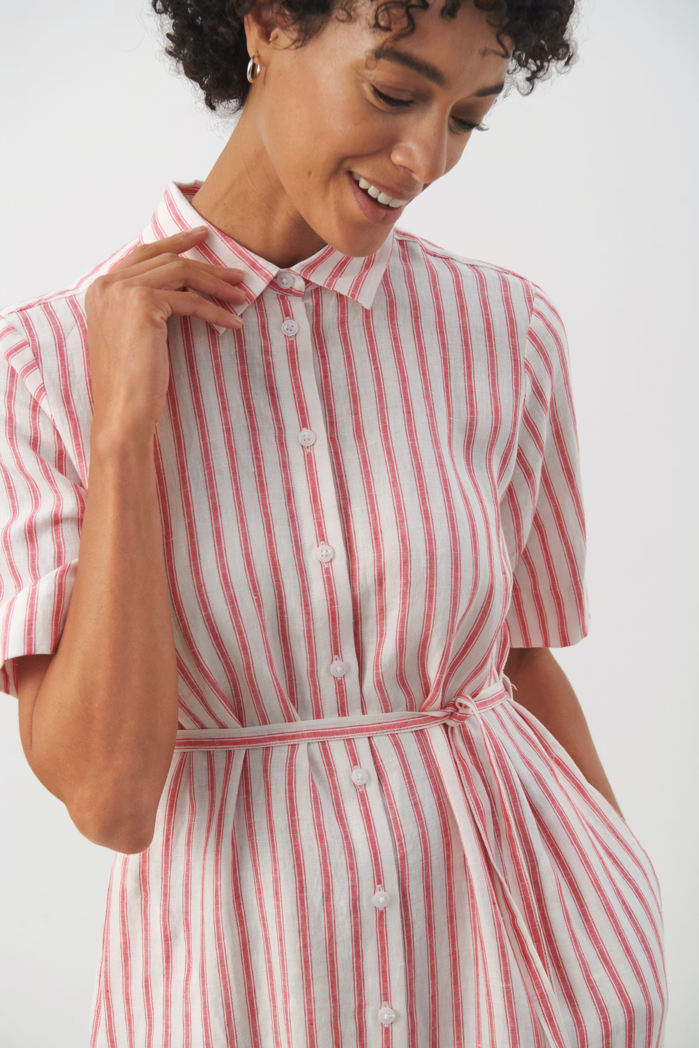 EmmalouPW Skjortklänning LOOKBOOK DETAIL 30308472-302772