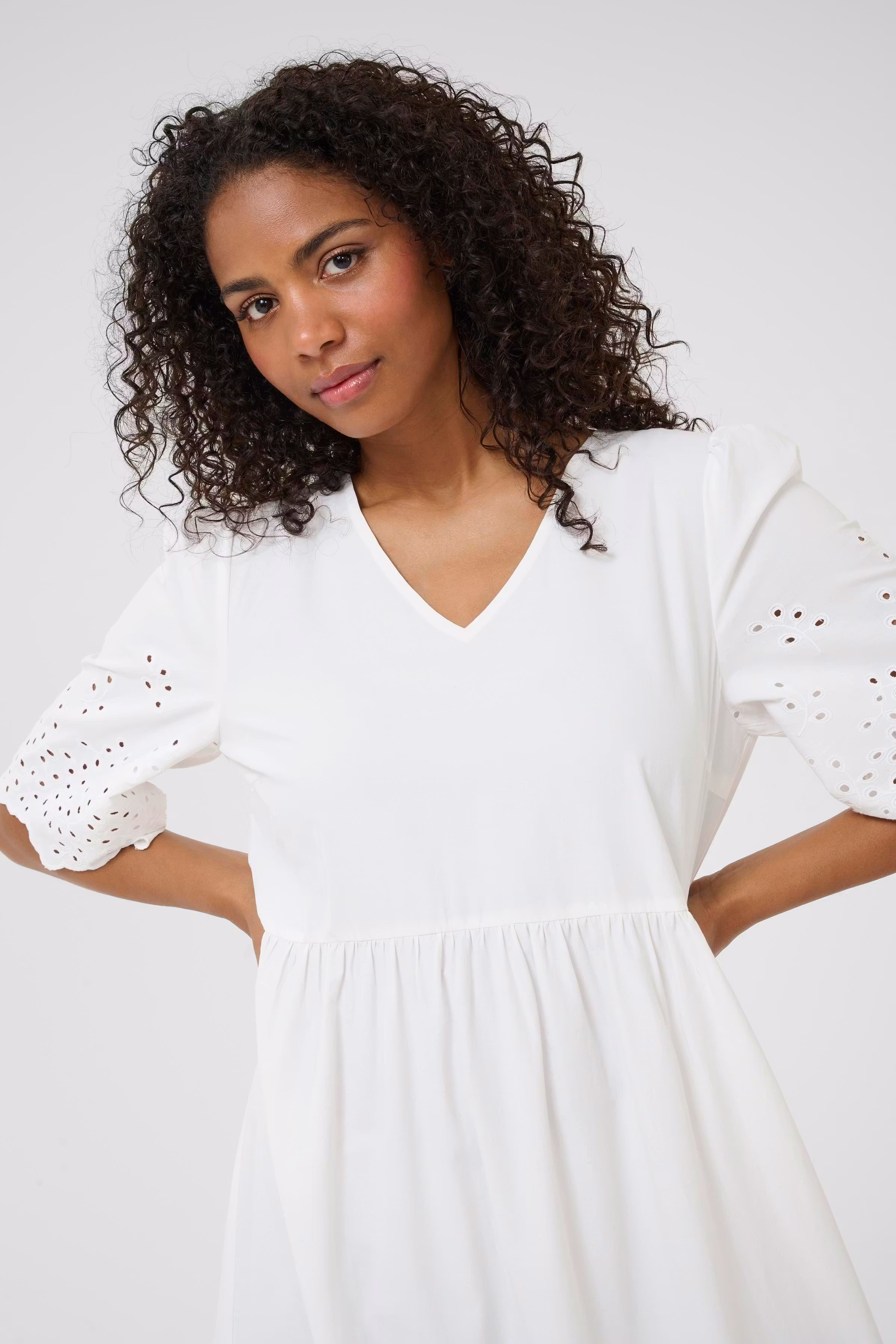 KAlouisa Kjole LOOKBOOK DETAIL 10552443-110602