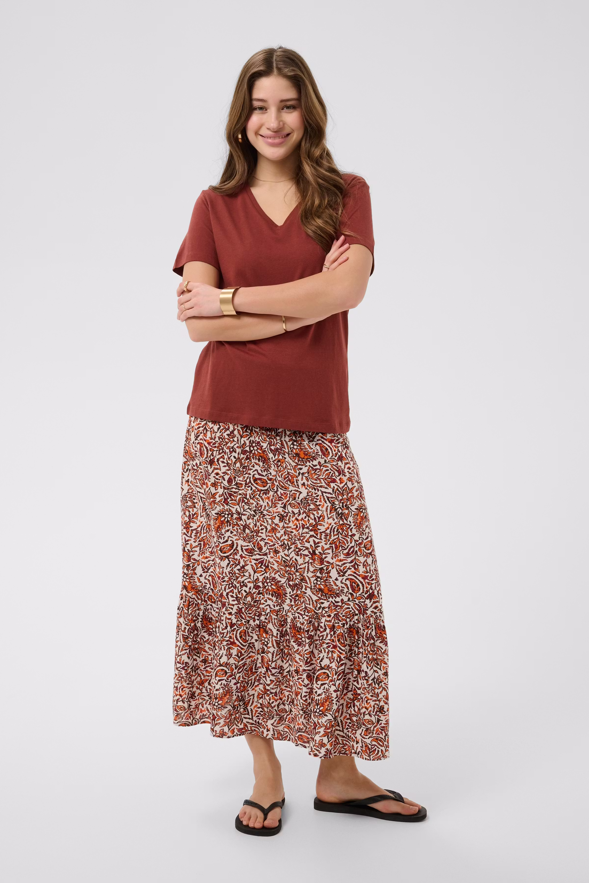 Naia T-shirt LOOKBOOK FRONT 10604508-181323