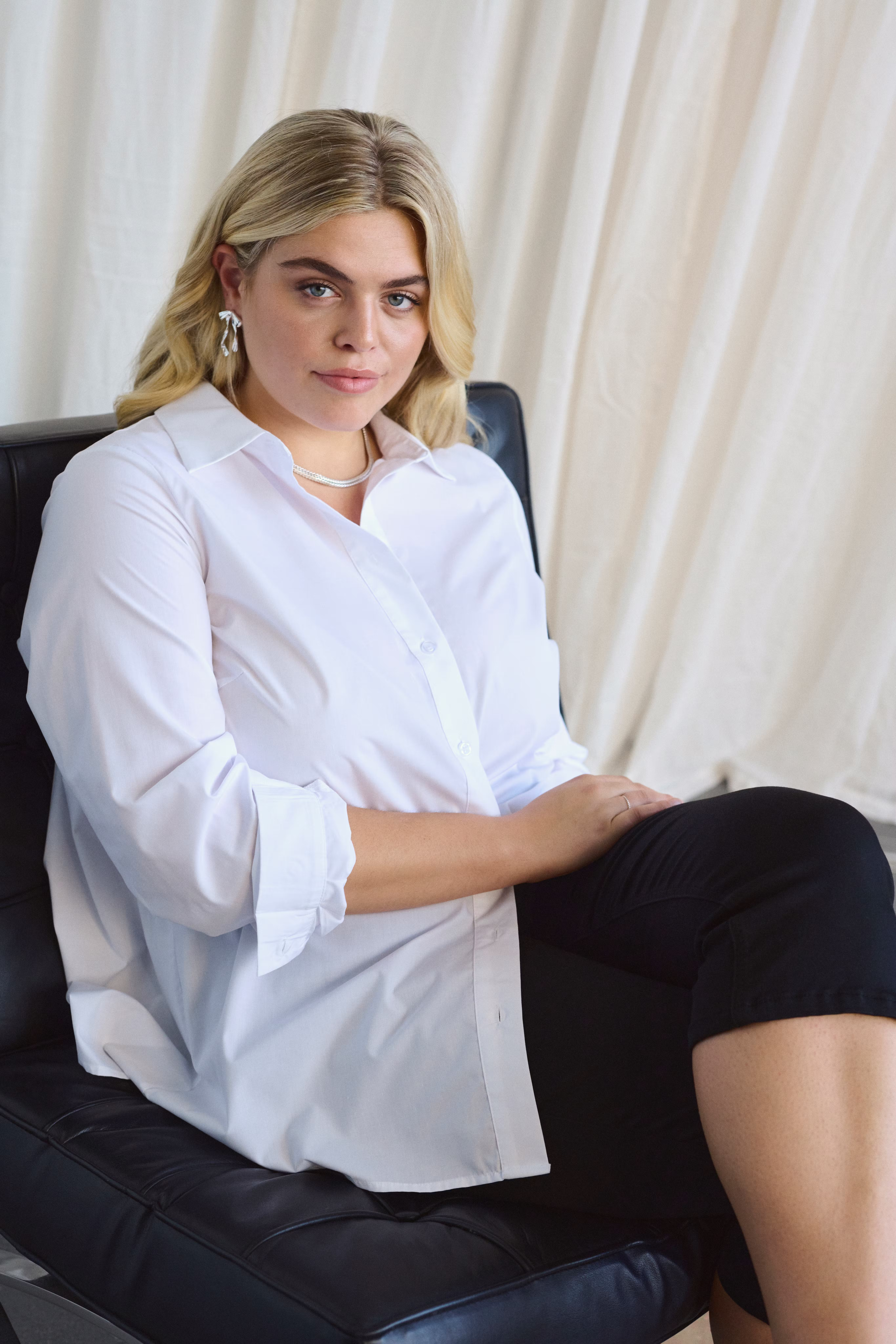 KCdina Jeans LOCATION NONE 10583429-100121