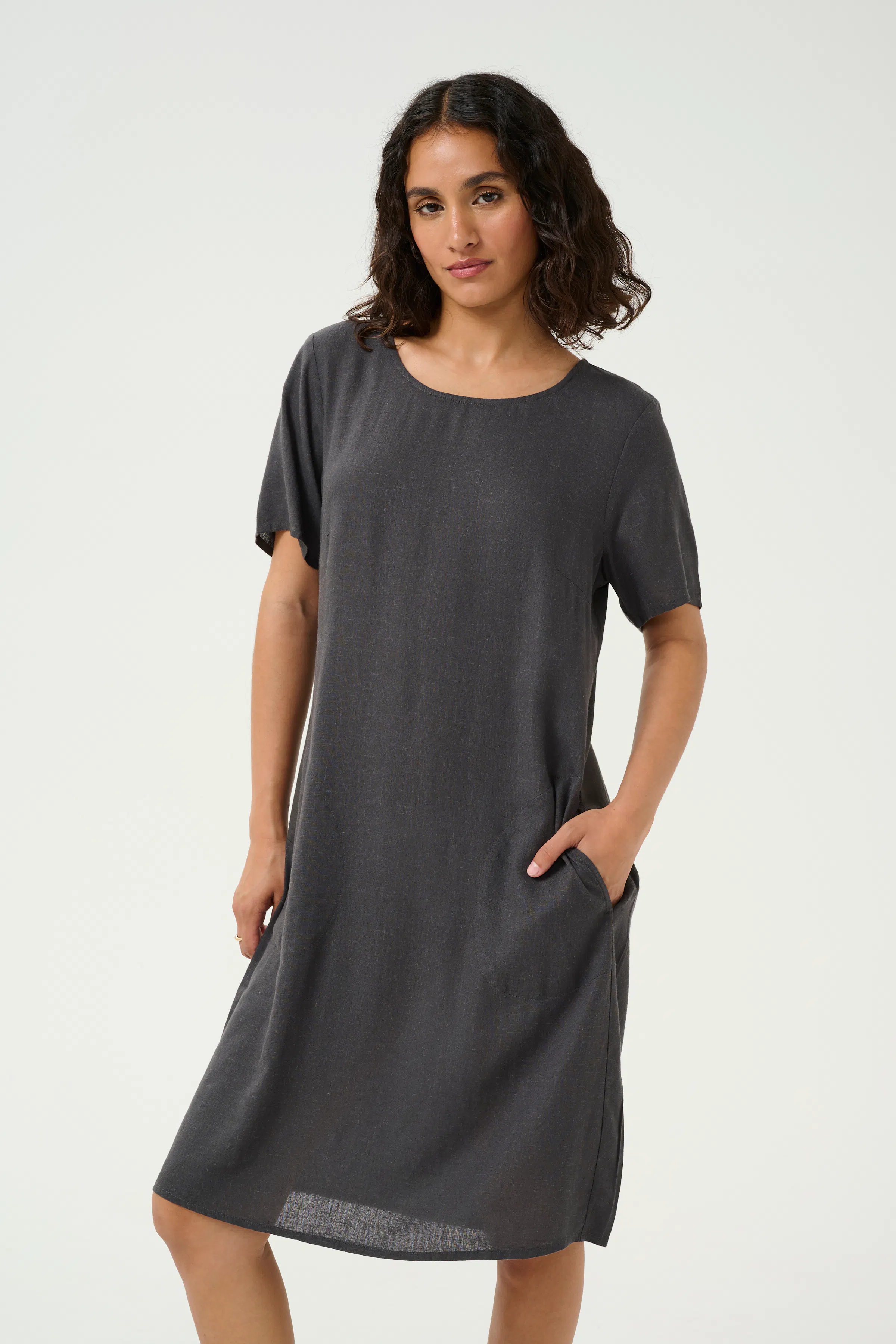 KAmilia Lin kjole LOOKBOOK FRONT 10508362-190205