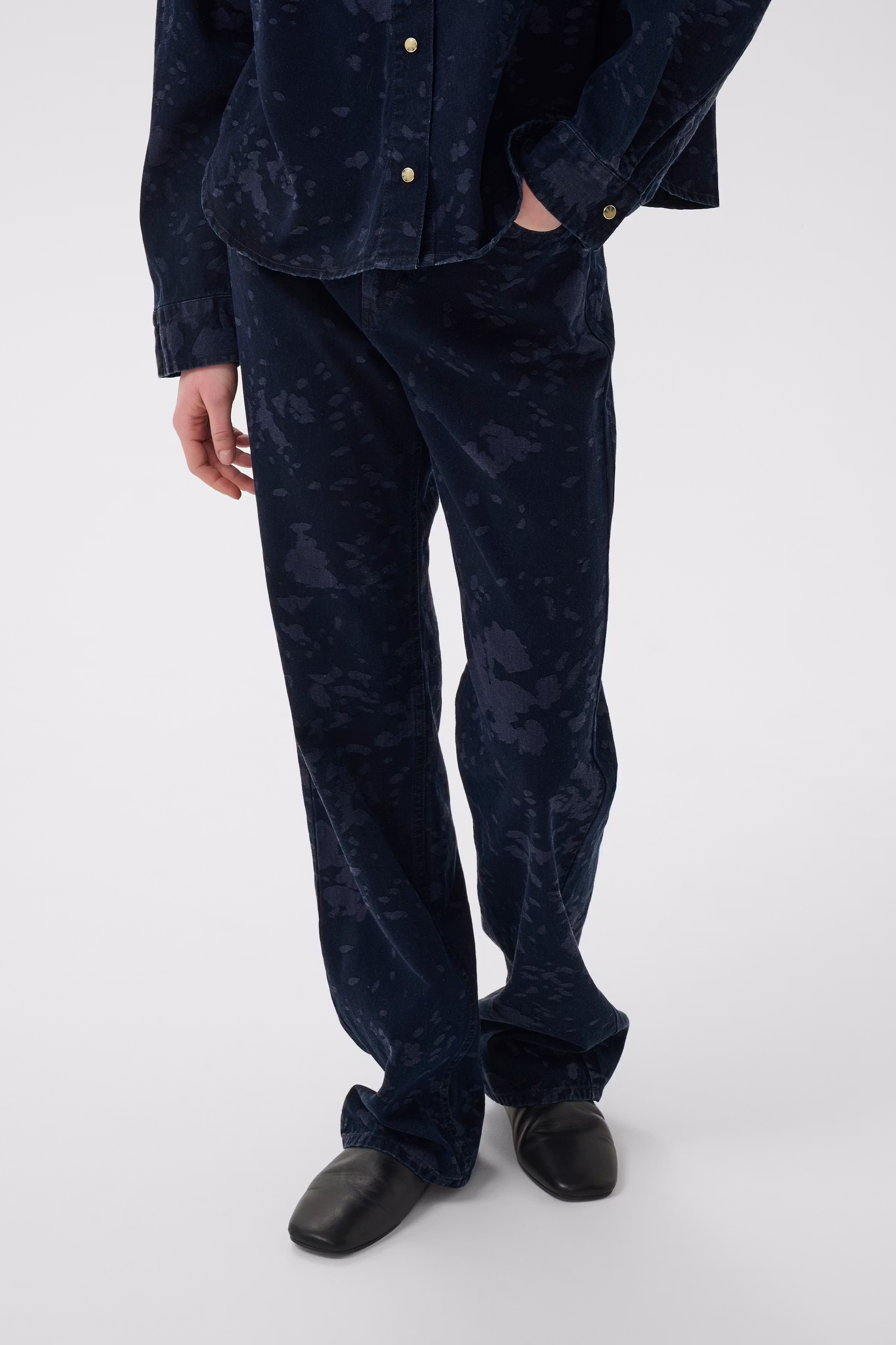 GILDAIW Jeans LOOKBOOK FRONT 30112610-900009035
