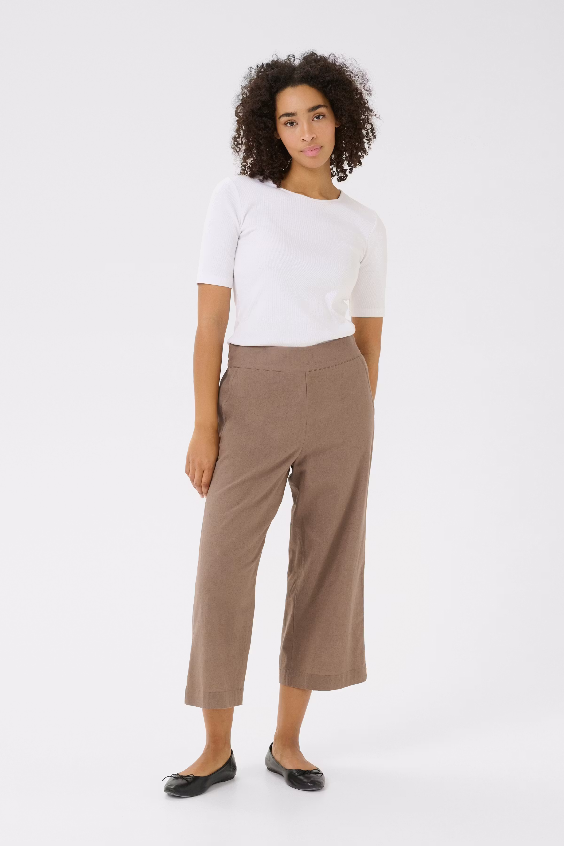 BPkia Hose LOOKBOOK FRONT 10590416-181304B