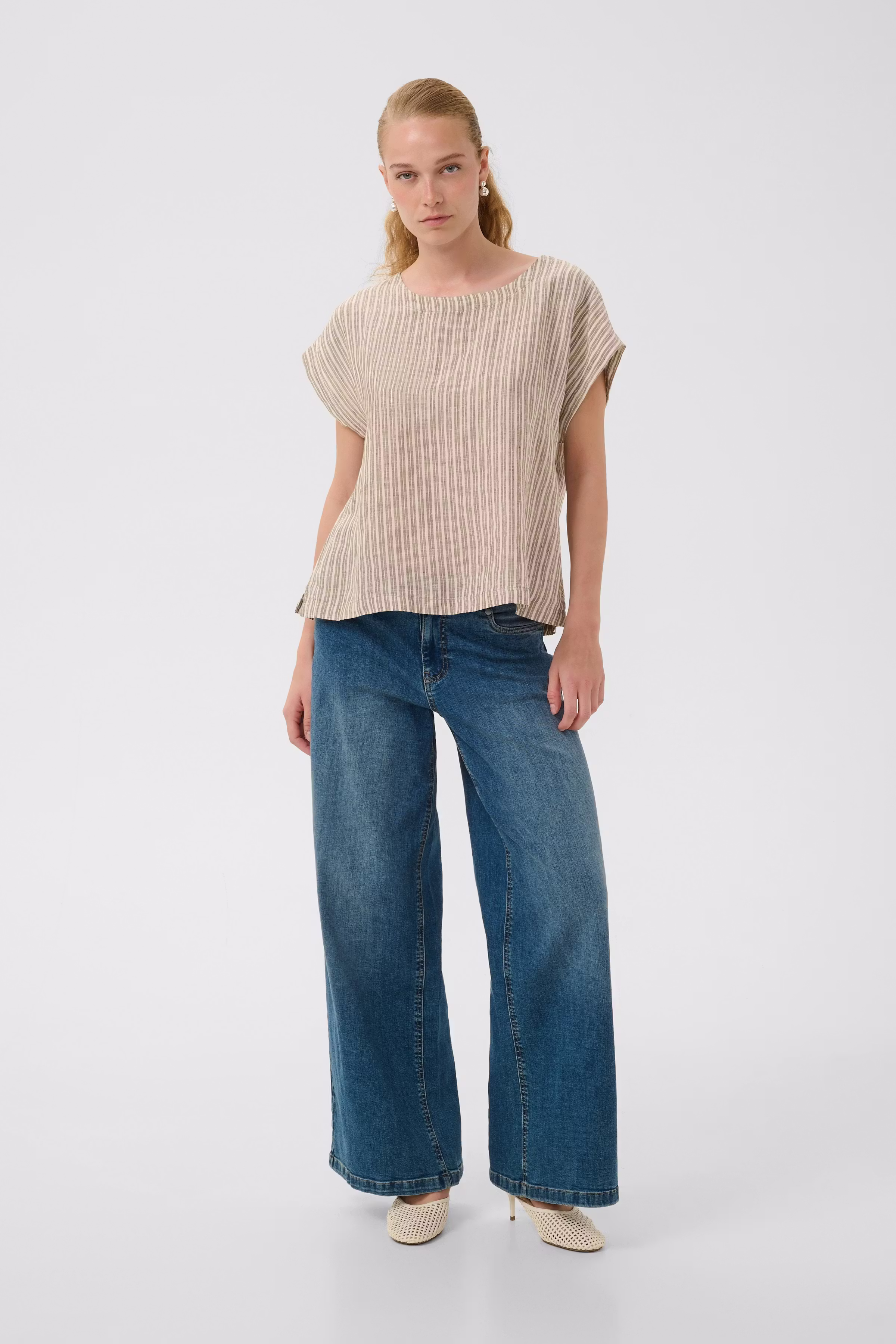 CUaniela Linen Blouse LOOKBOOK FRONT 50113077-109405