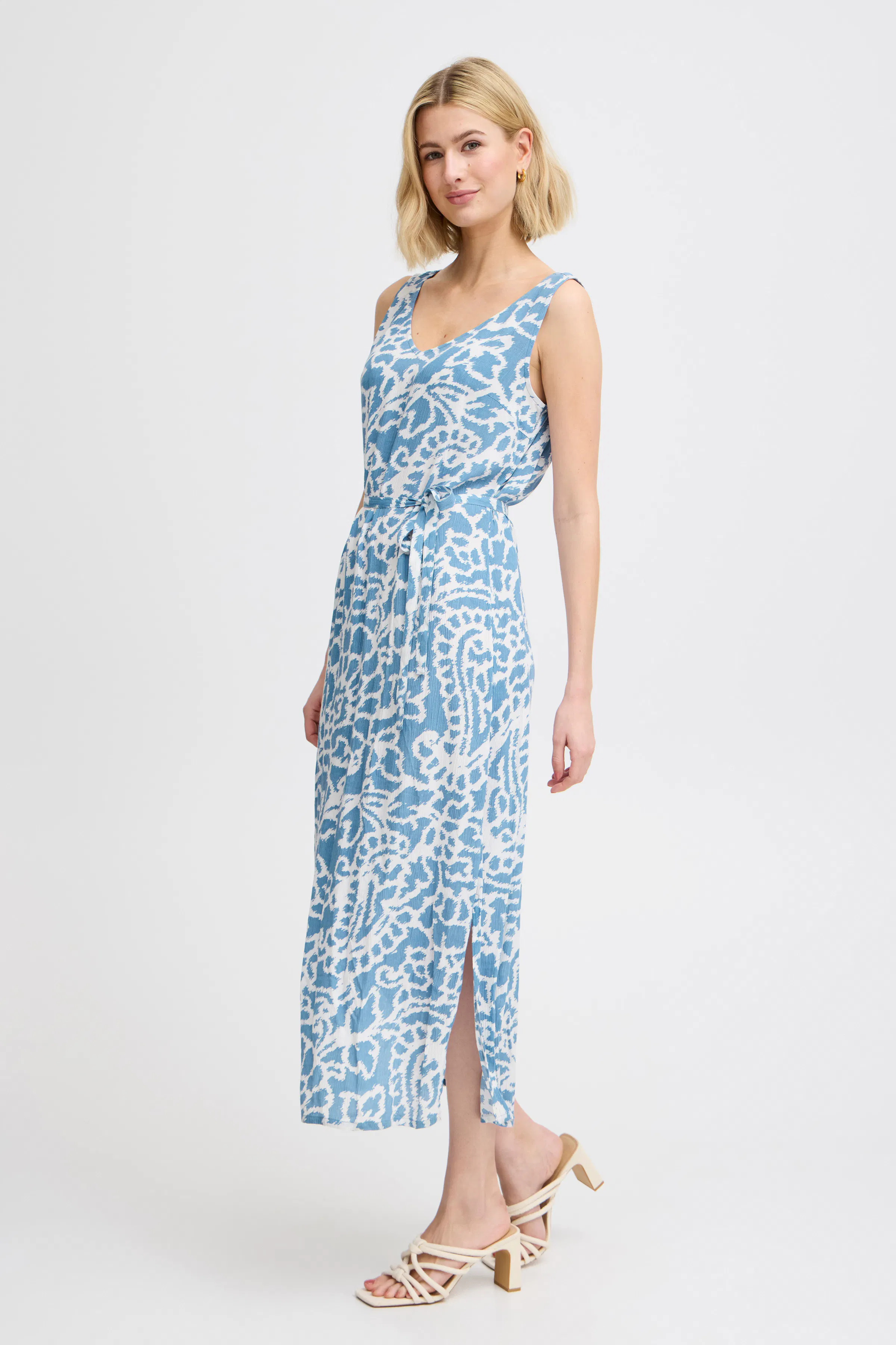 FRMIRIA Kjole LOOKBOOK FRONT 20613847-203413