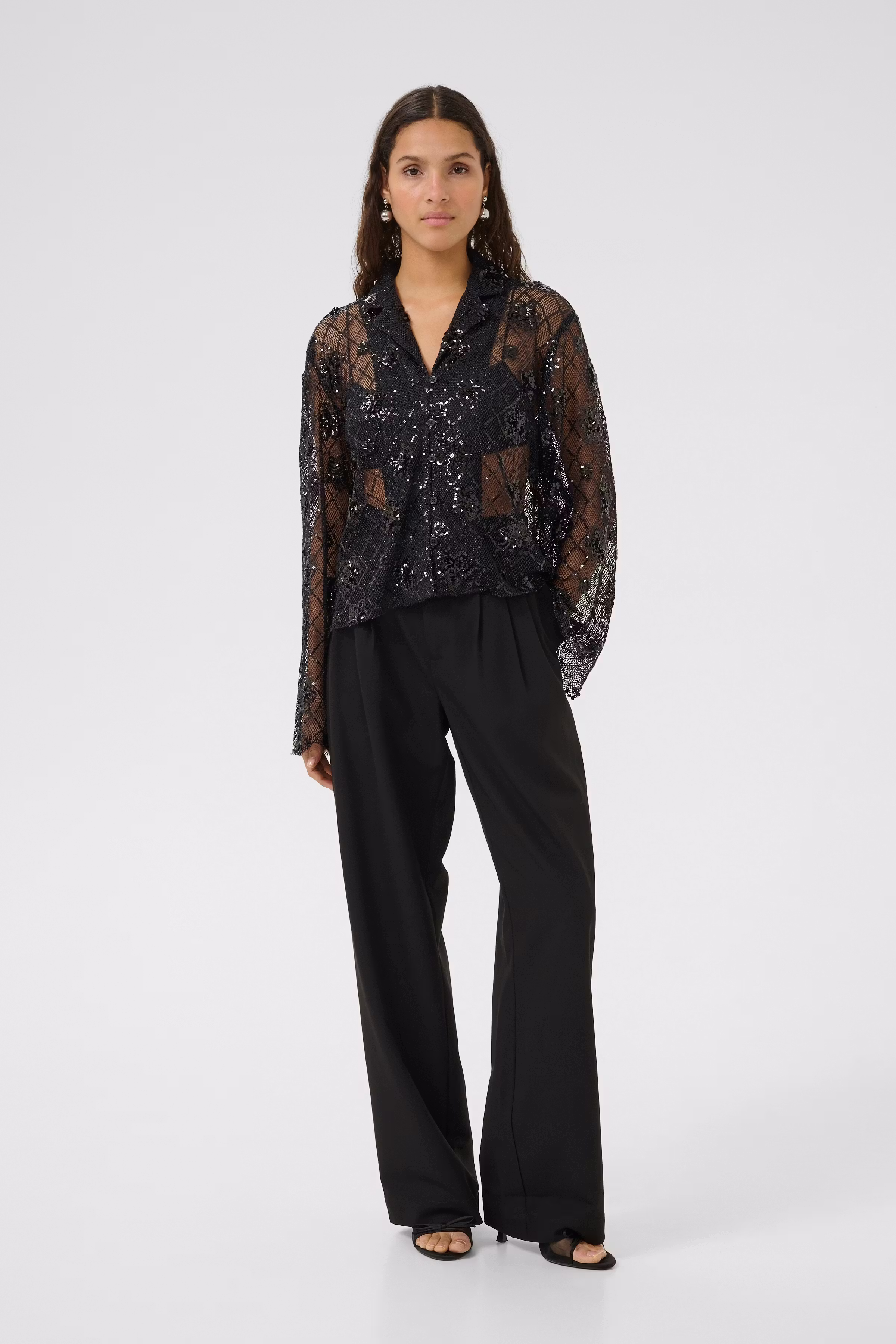 KBBrynn Bluse LOOKBOOK FRONT 10105619-194008