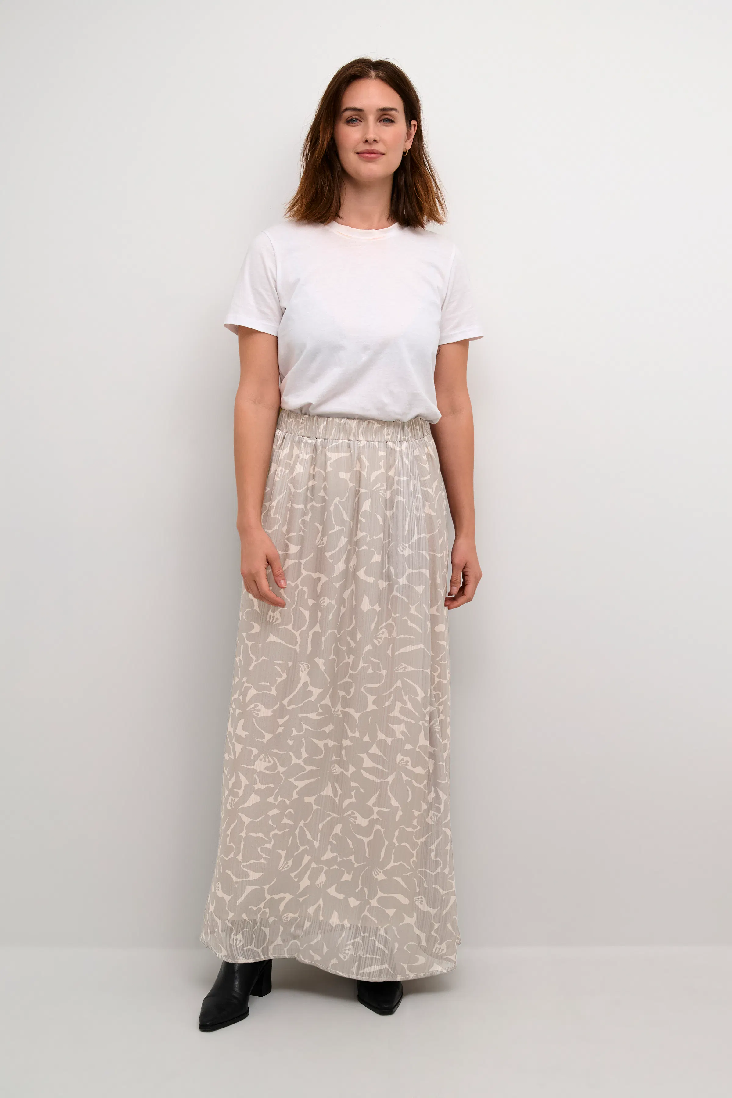 KAemma Skjørt LOOKBOOK FRONT 10508929-106202