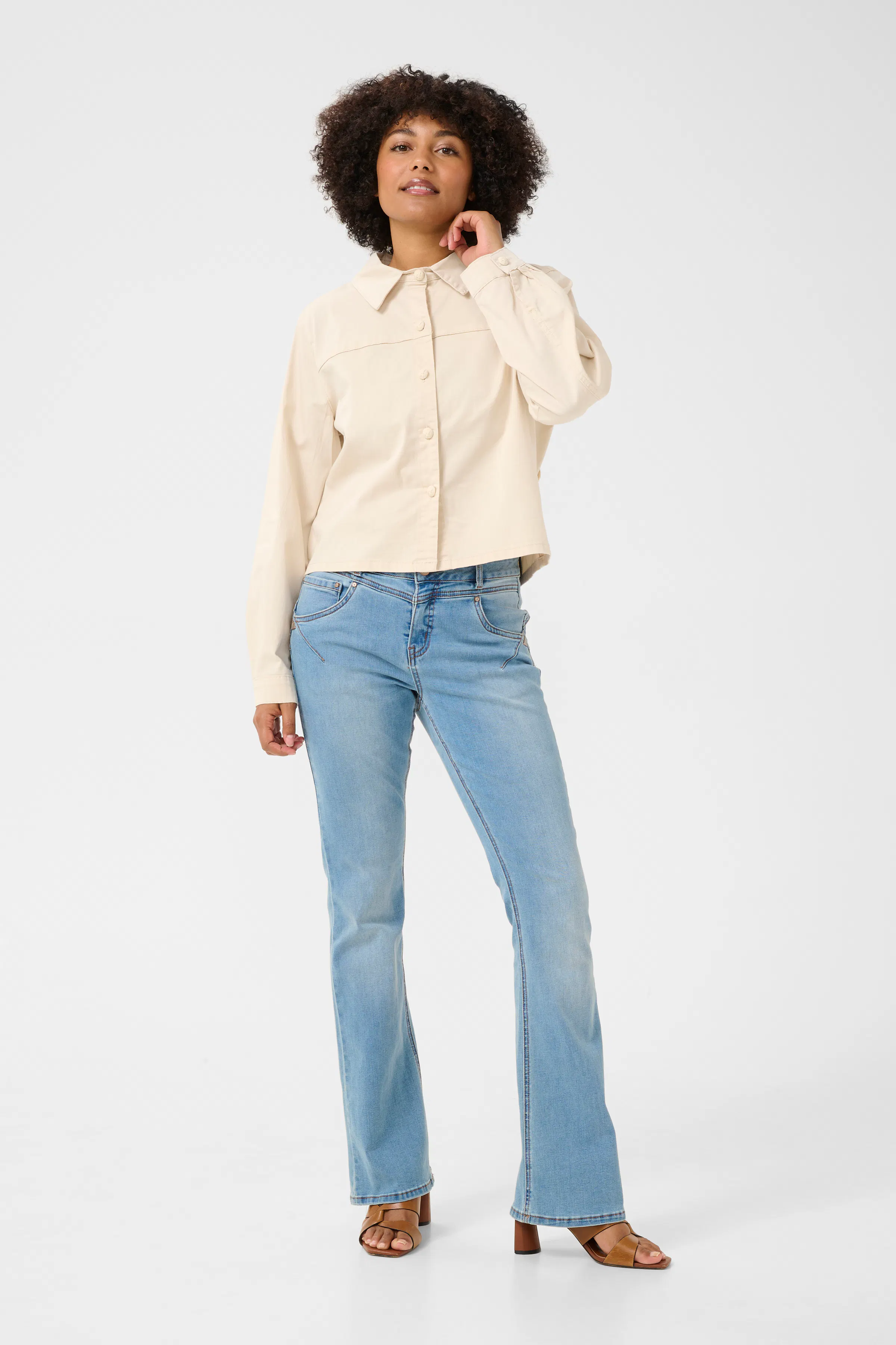 CRLorraine Jacket with crochet details LOOKBOOK FRONT 10613667-130003