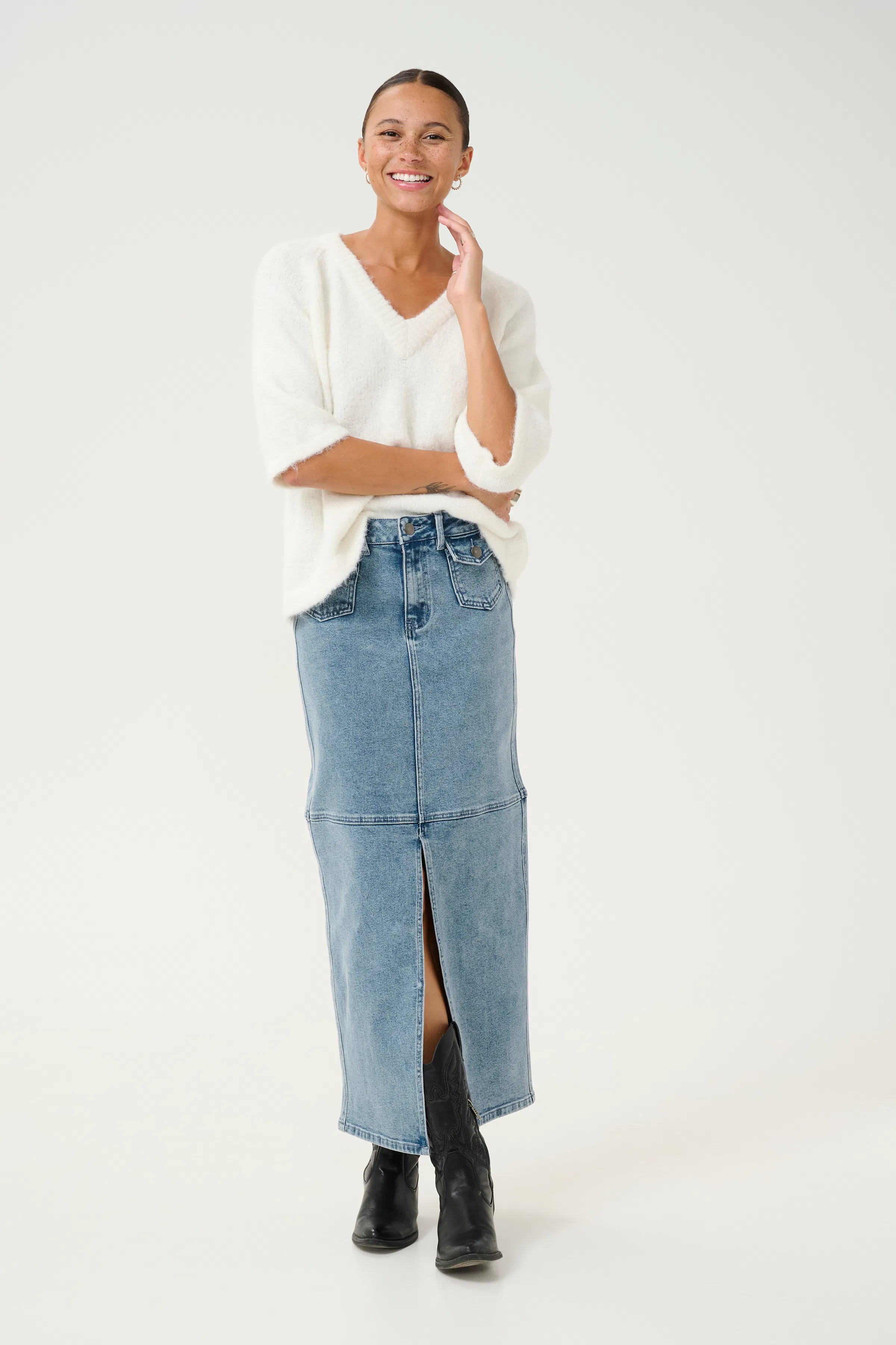 KAdoriana Denimskjørt LOOKBOOK FRONT 10509582-107702