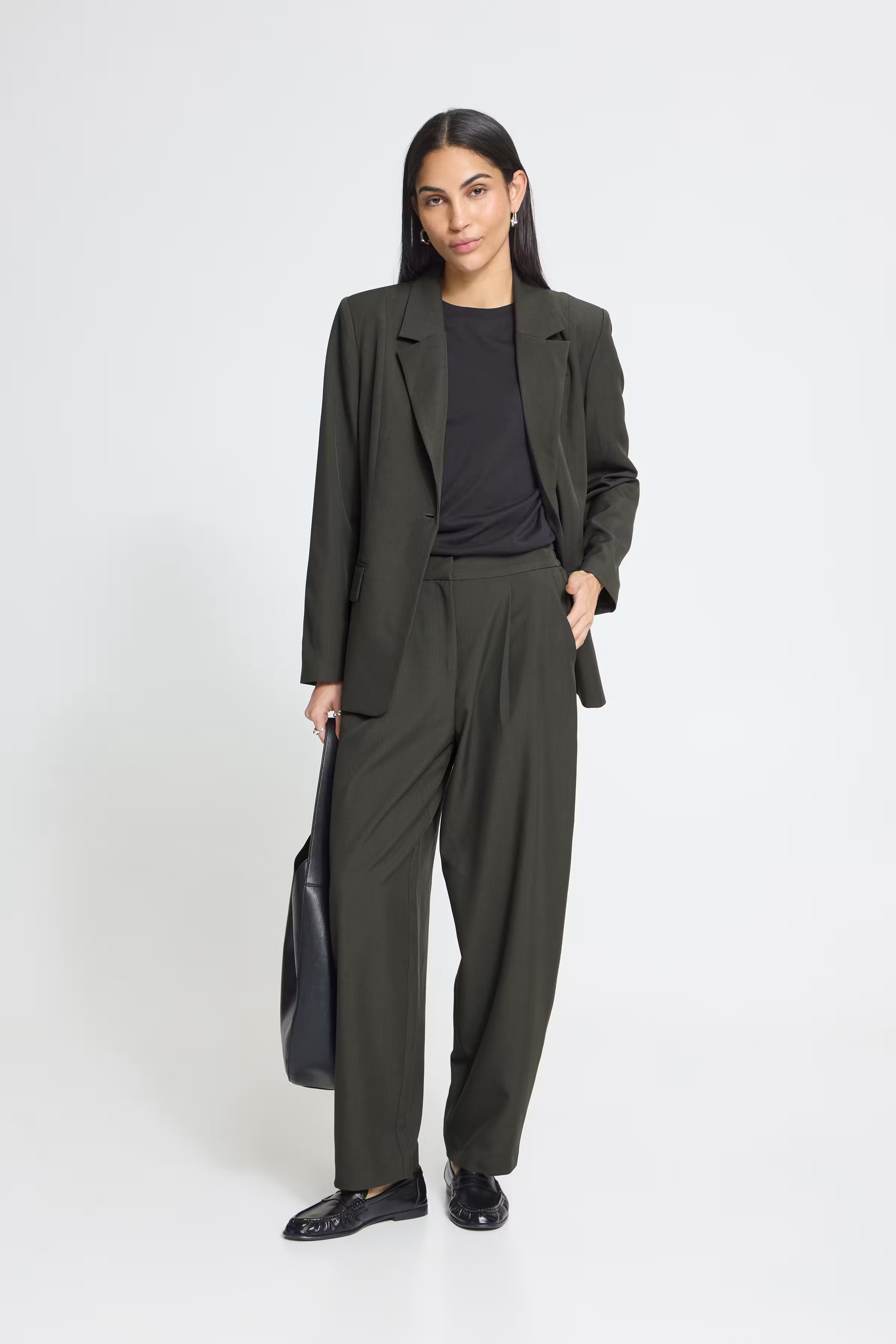 IHFAVA Trousers LOOKBOOK FRONT 20125681-1905091