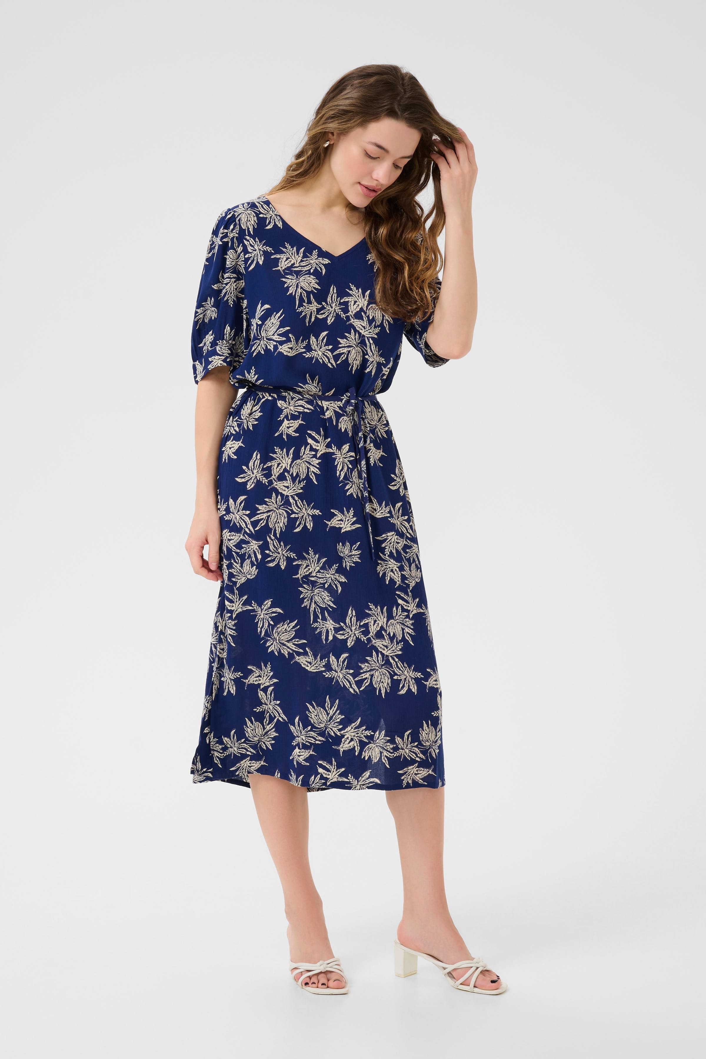 BPskyla Kjole LOOKBOOK FRONT 10590905-107836B