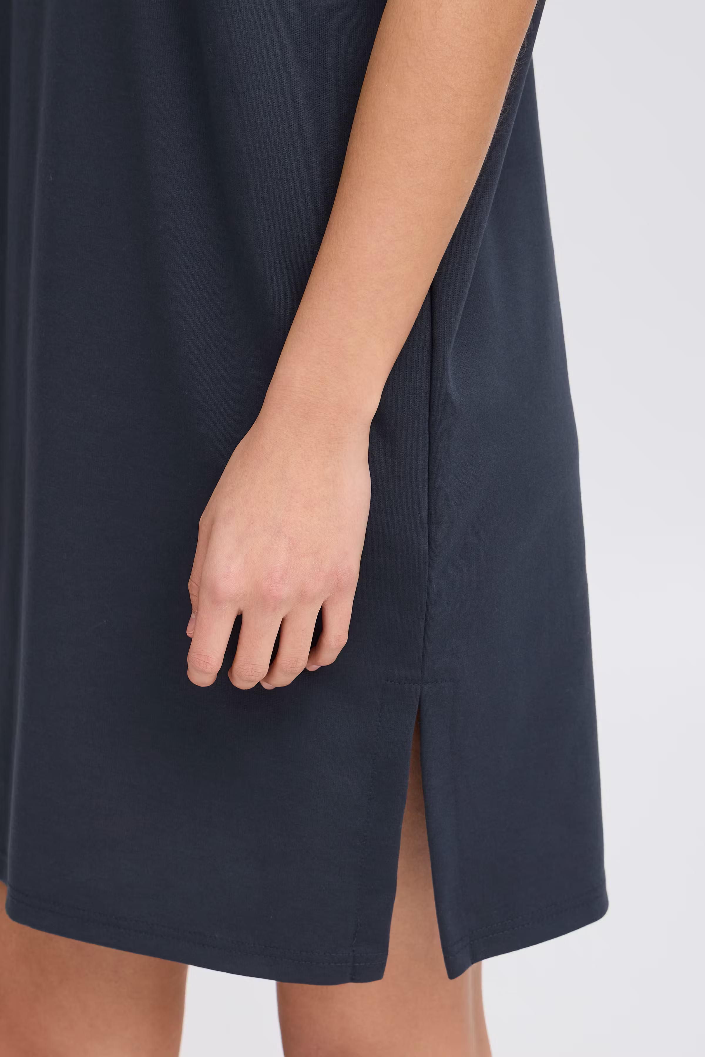 IHKALA Kjole LOOKBOOK DETAIL 20122812-194010
