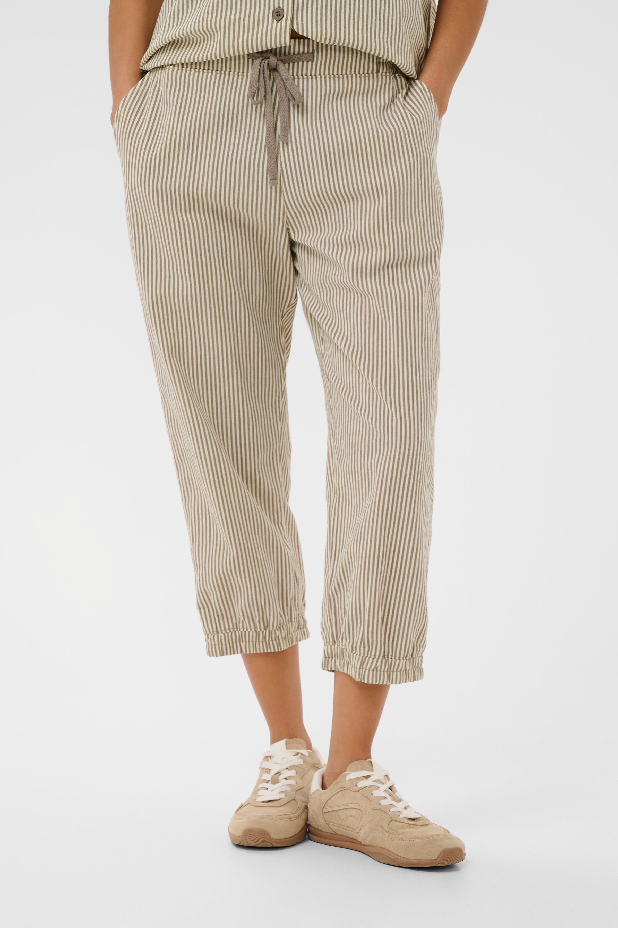 KAnaya Bukser LOOKBOOK FRONT 10509010-108909