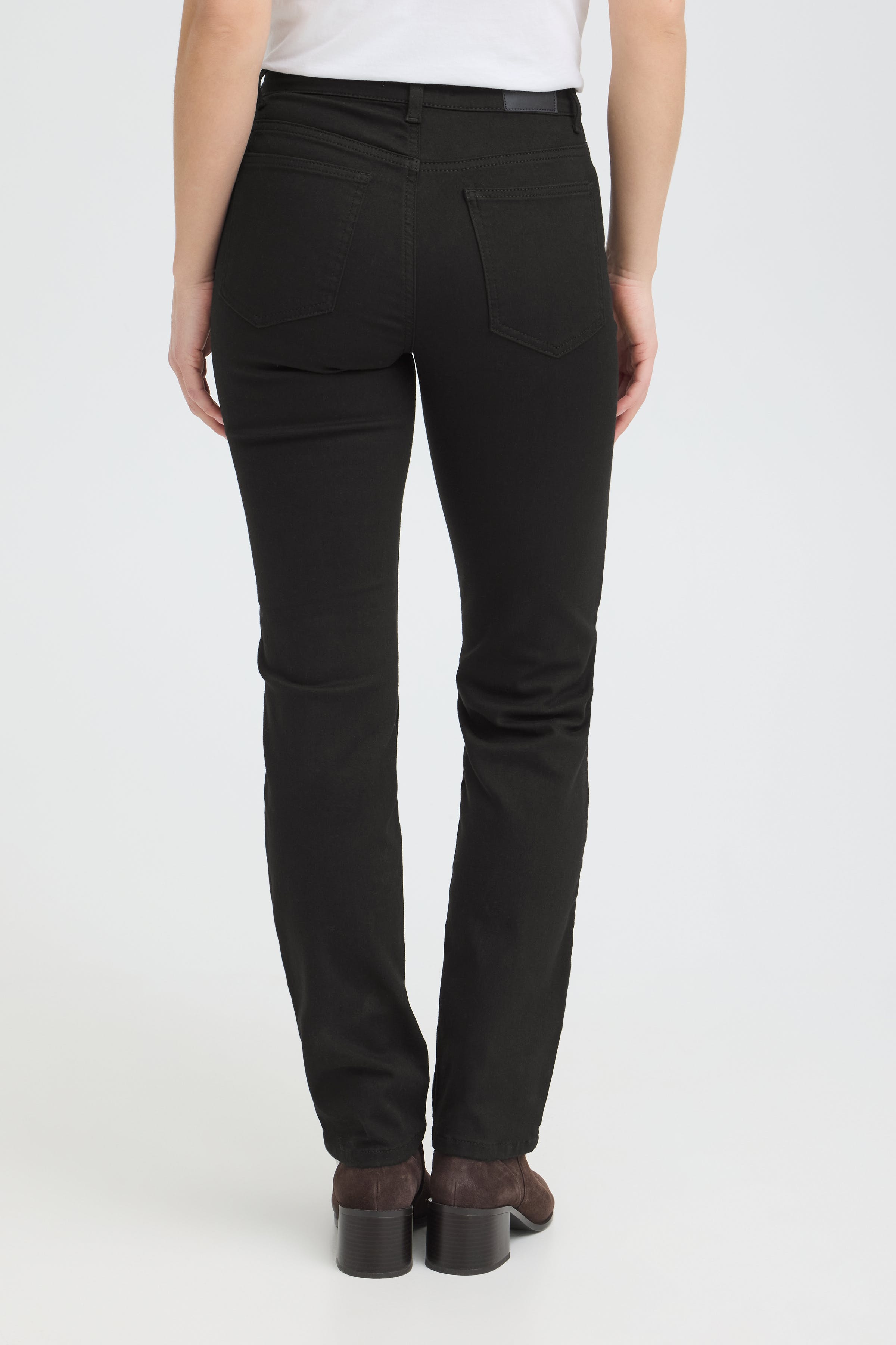 PZEMMA Jeans LOOKBOOK BACK 50210777-200004