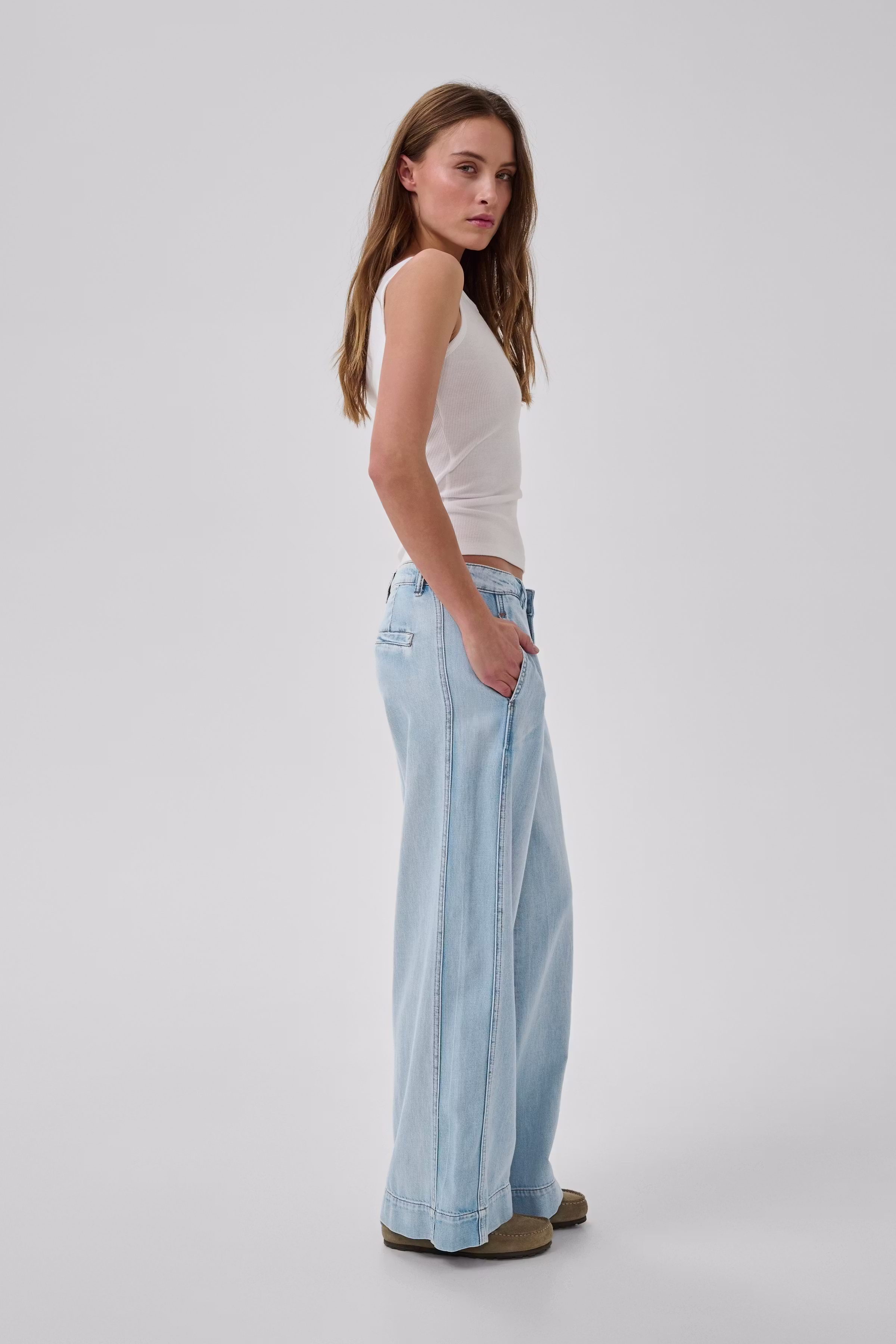 HilmaMW Jeans LOOKBOOK DETAIL 10705062-100045