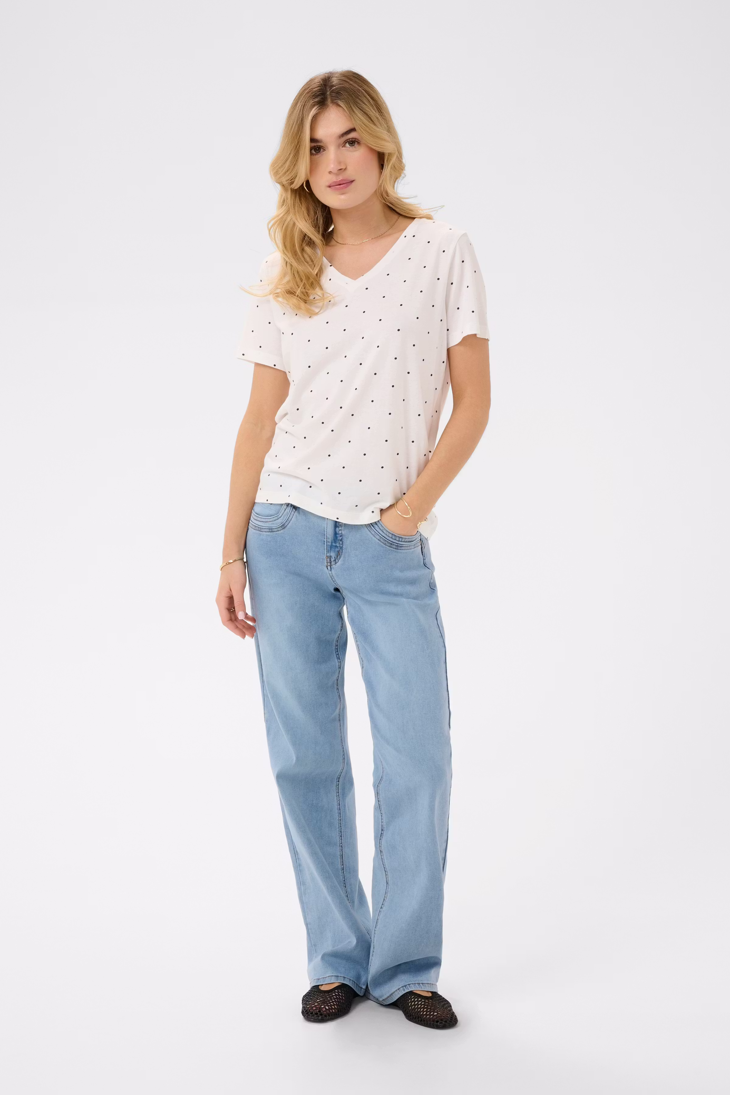 CRNaia T-shirt LOOKBOOK FRONT 10615199-1000223