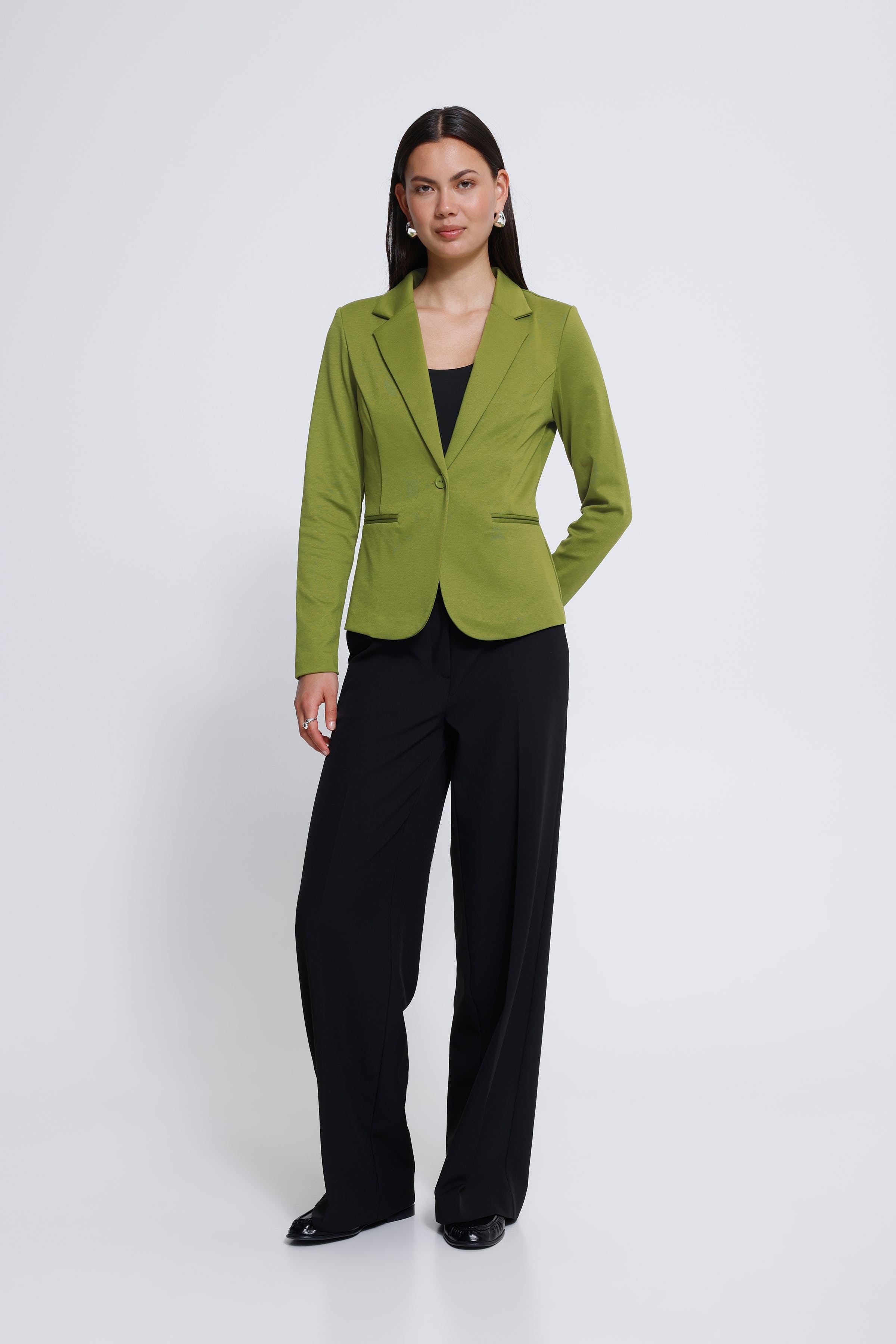 IHKATE Blazer LOOKBOOK FRONT 20101801-180435