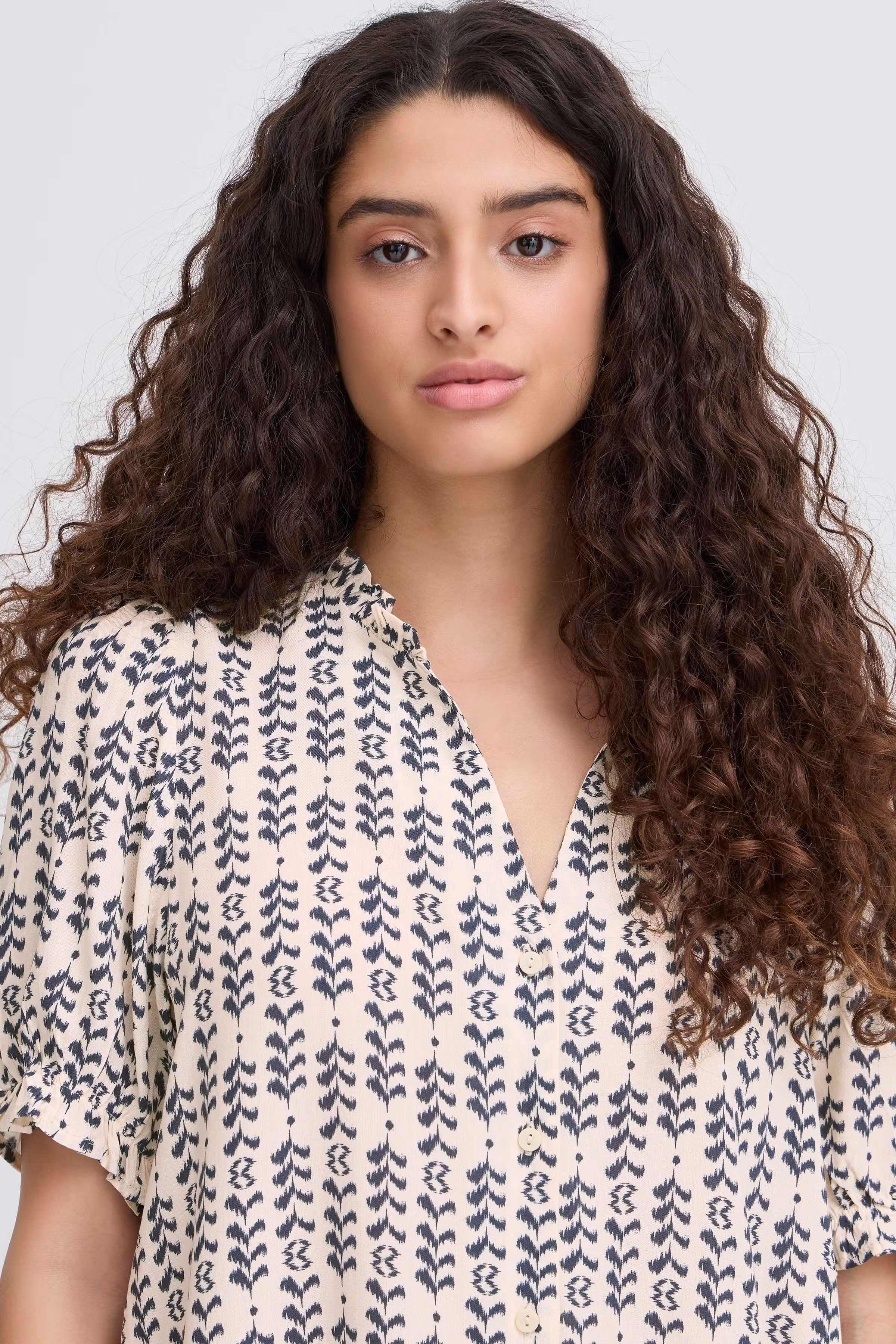 IHVERA Overhemd LOOKBOOK DETAIL 20123244-204612