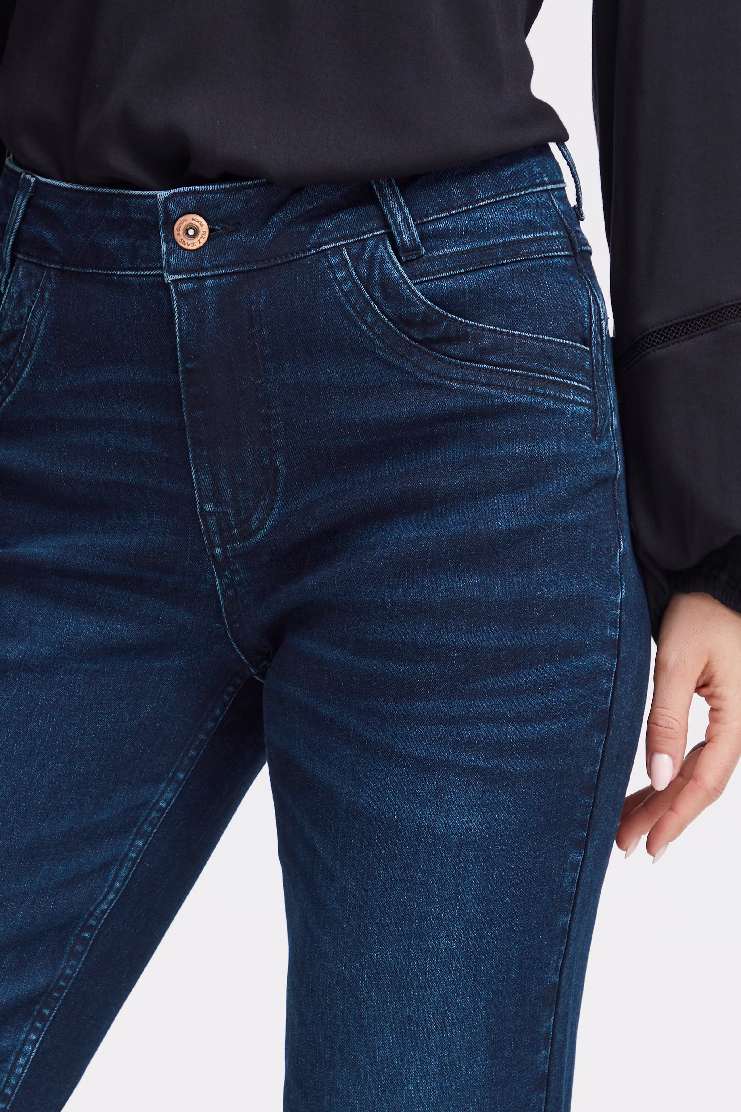 PZCARLA Jeans LOOKBOOK DETAIL 50207829-201334