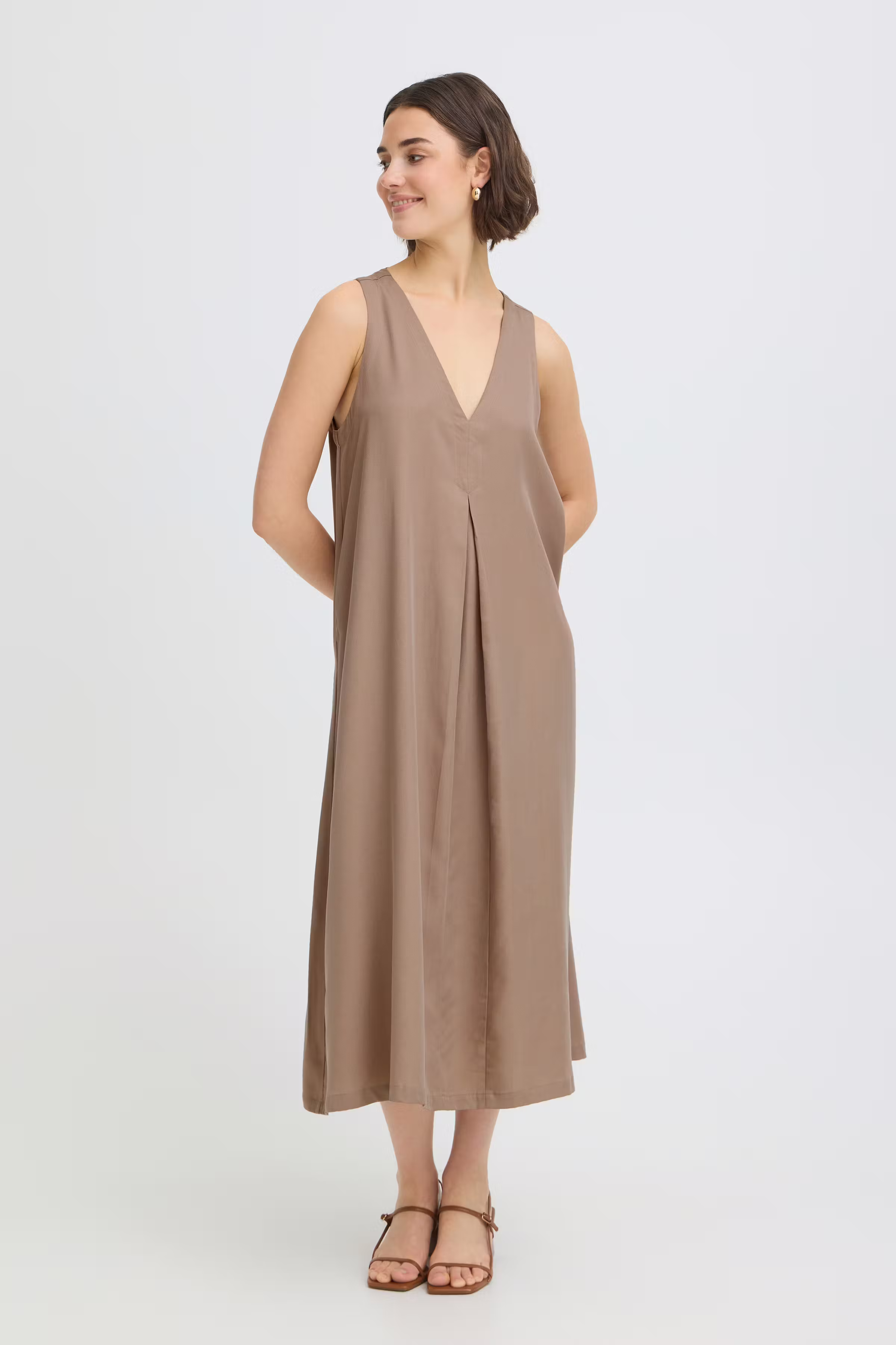 FRPOSY Kjole LOOKBOOK FRONT 20617884-170807