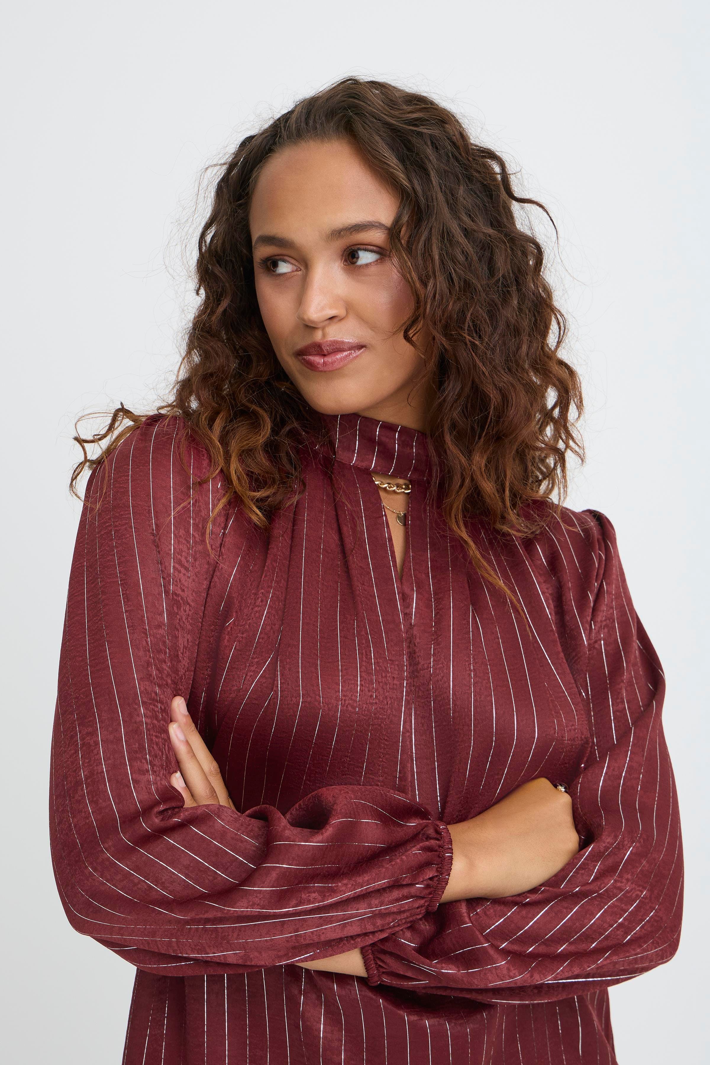 SBDAISY Blouse LOOKBOOK DETAIL 22101116-191724