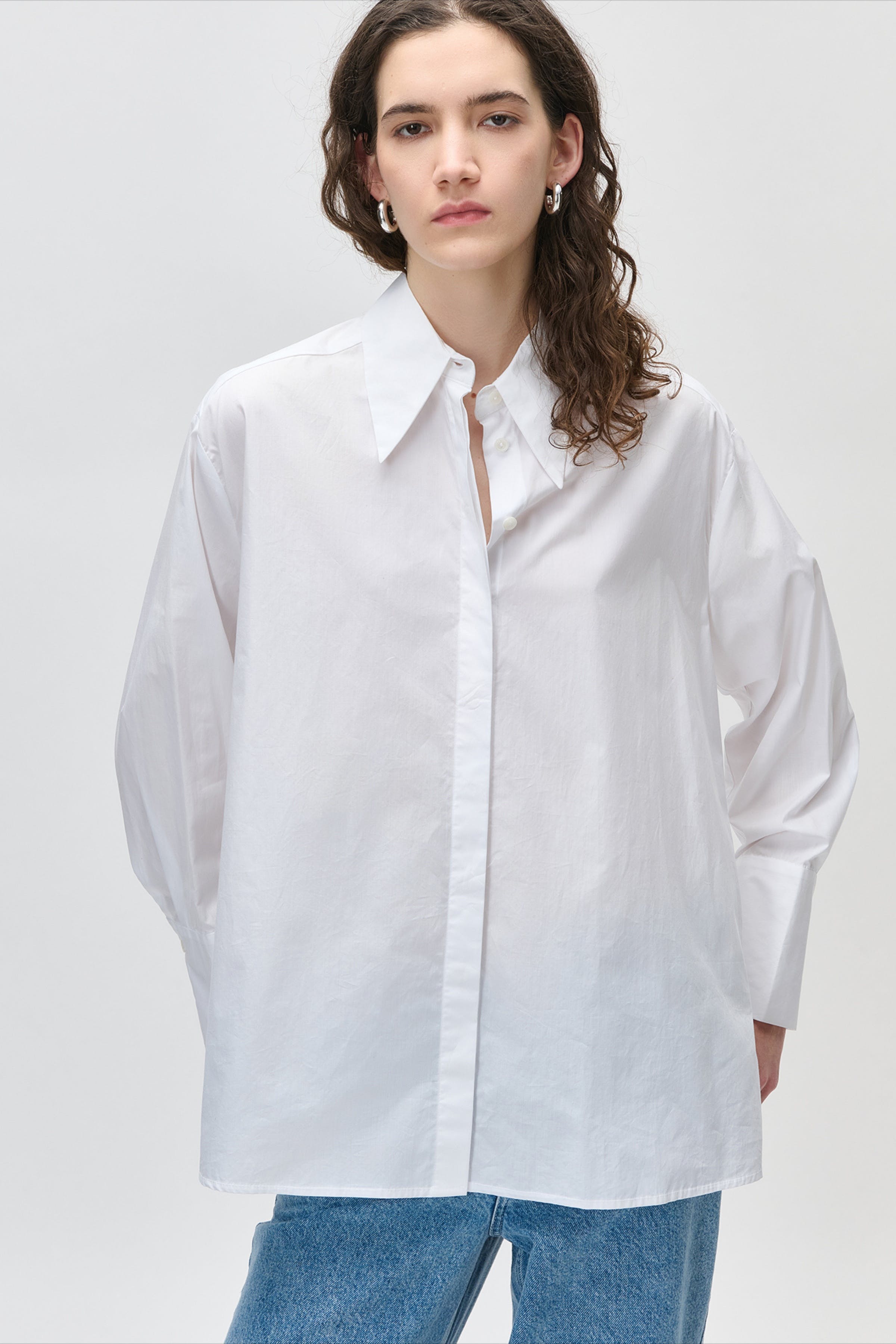 ELVIE Blouse LOOKBOOK FRONT 30600573-WH001