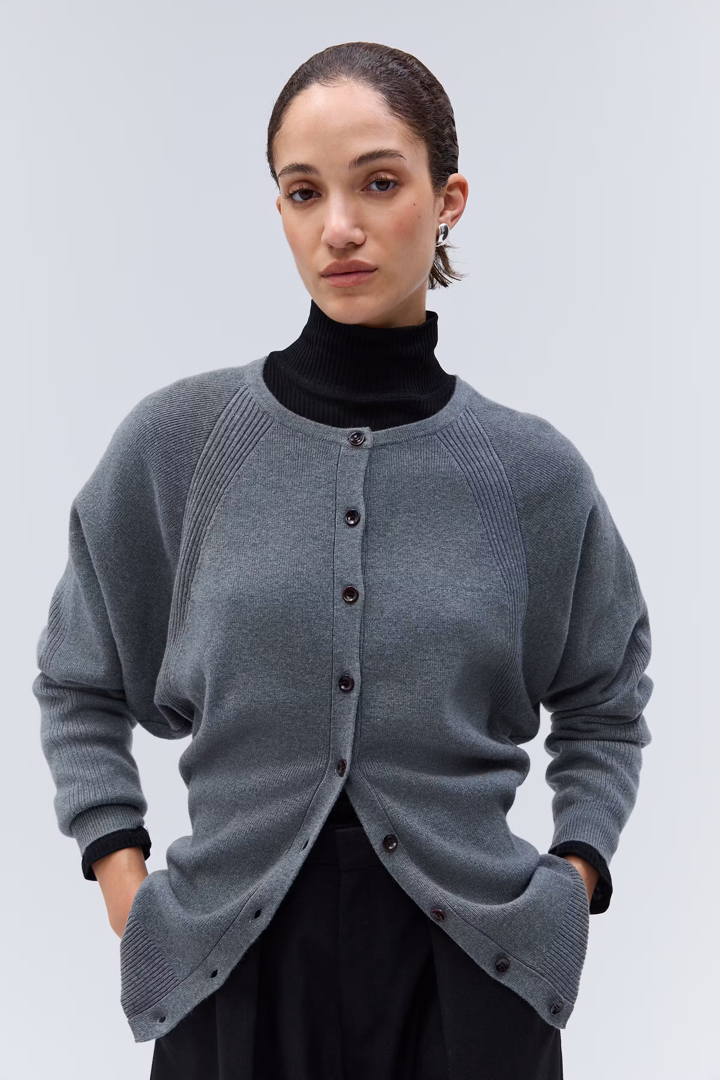 IOFjola Blouse LOOKBOOK DETAIL 30600123-GY922