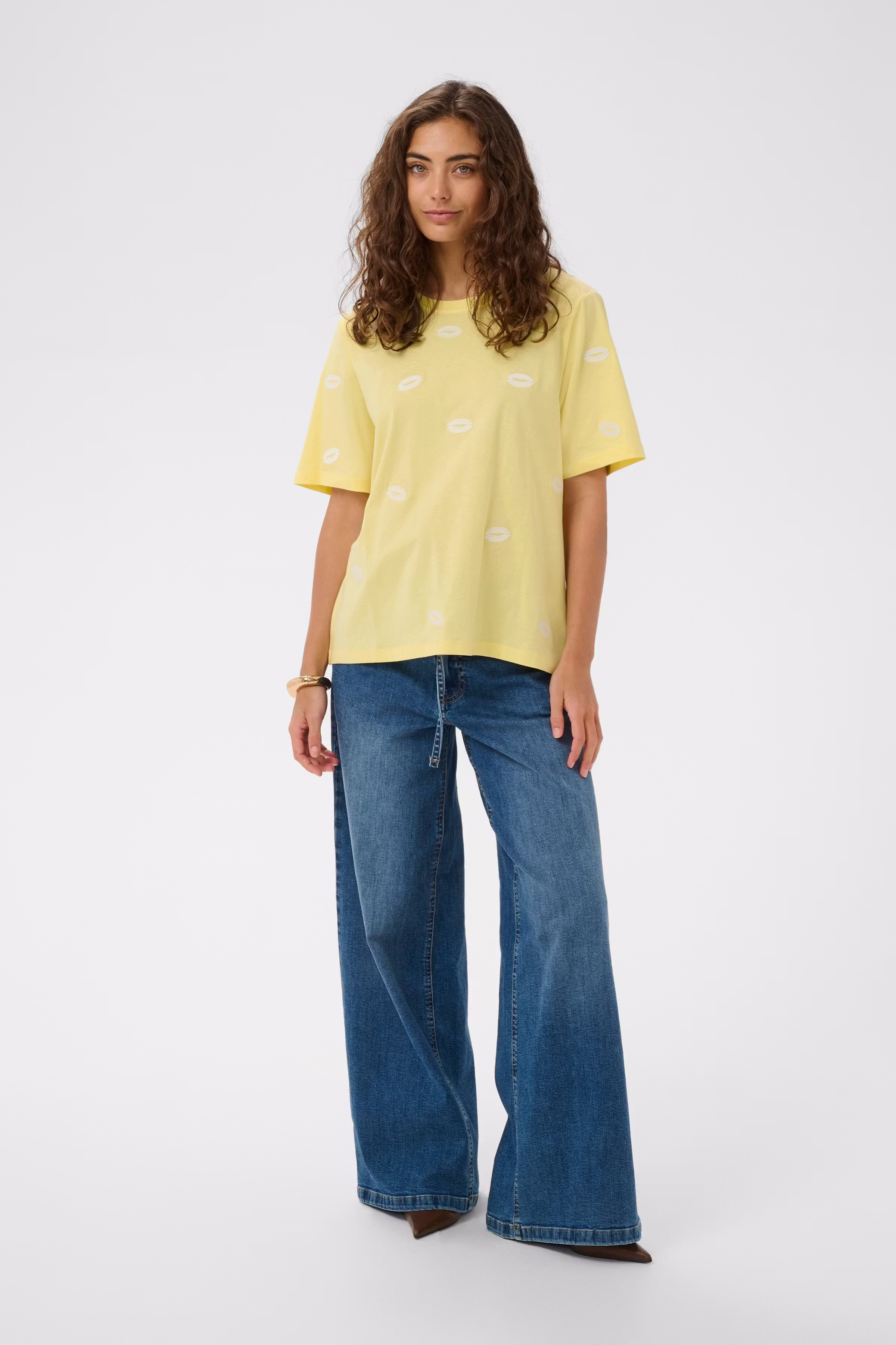 CUkissy T-shirt LOOKBOOK FRONT 50112944-120711