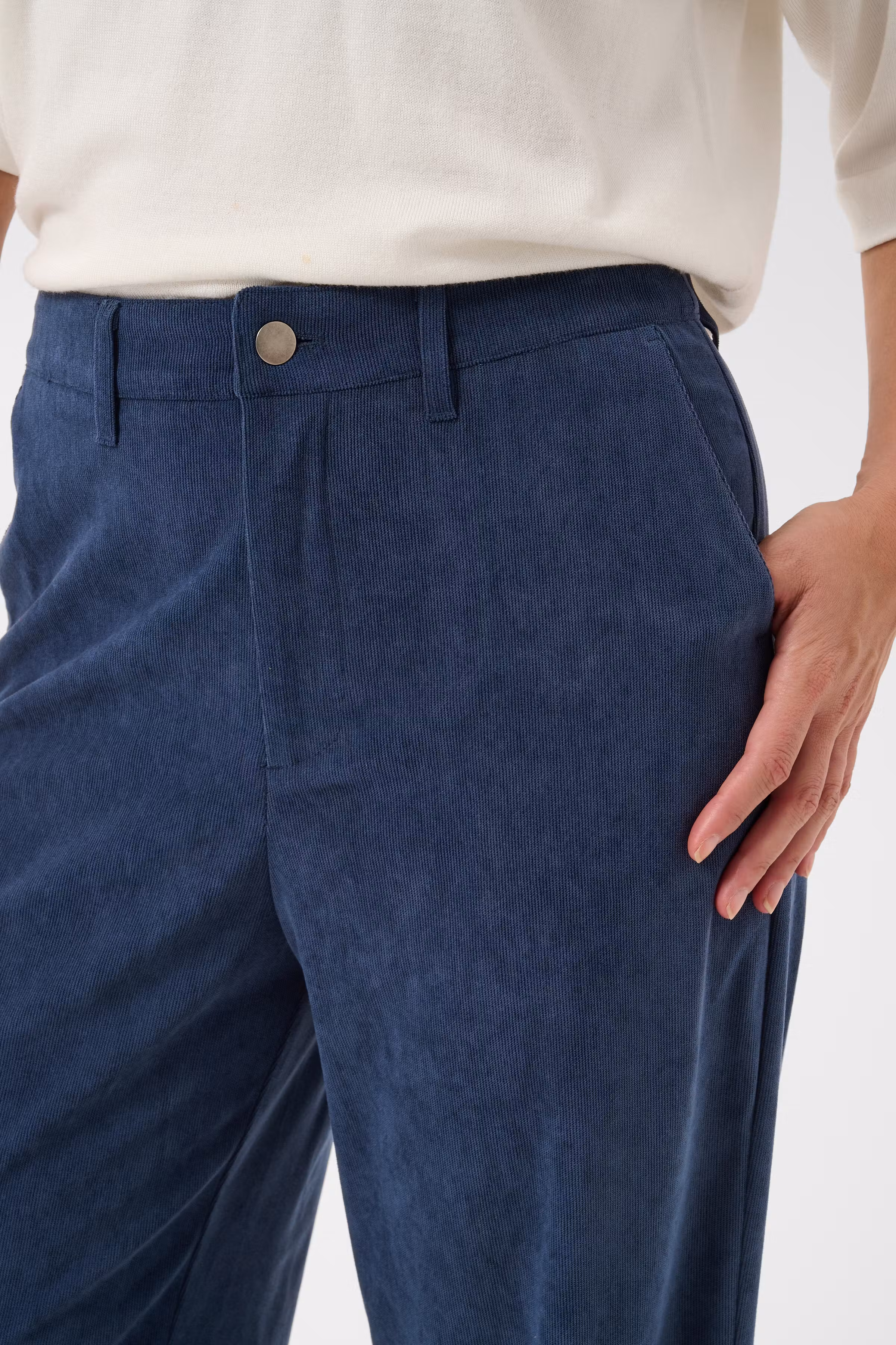 KAsvaja Trousers LOOKBOOK DETAIL 10513081-106706