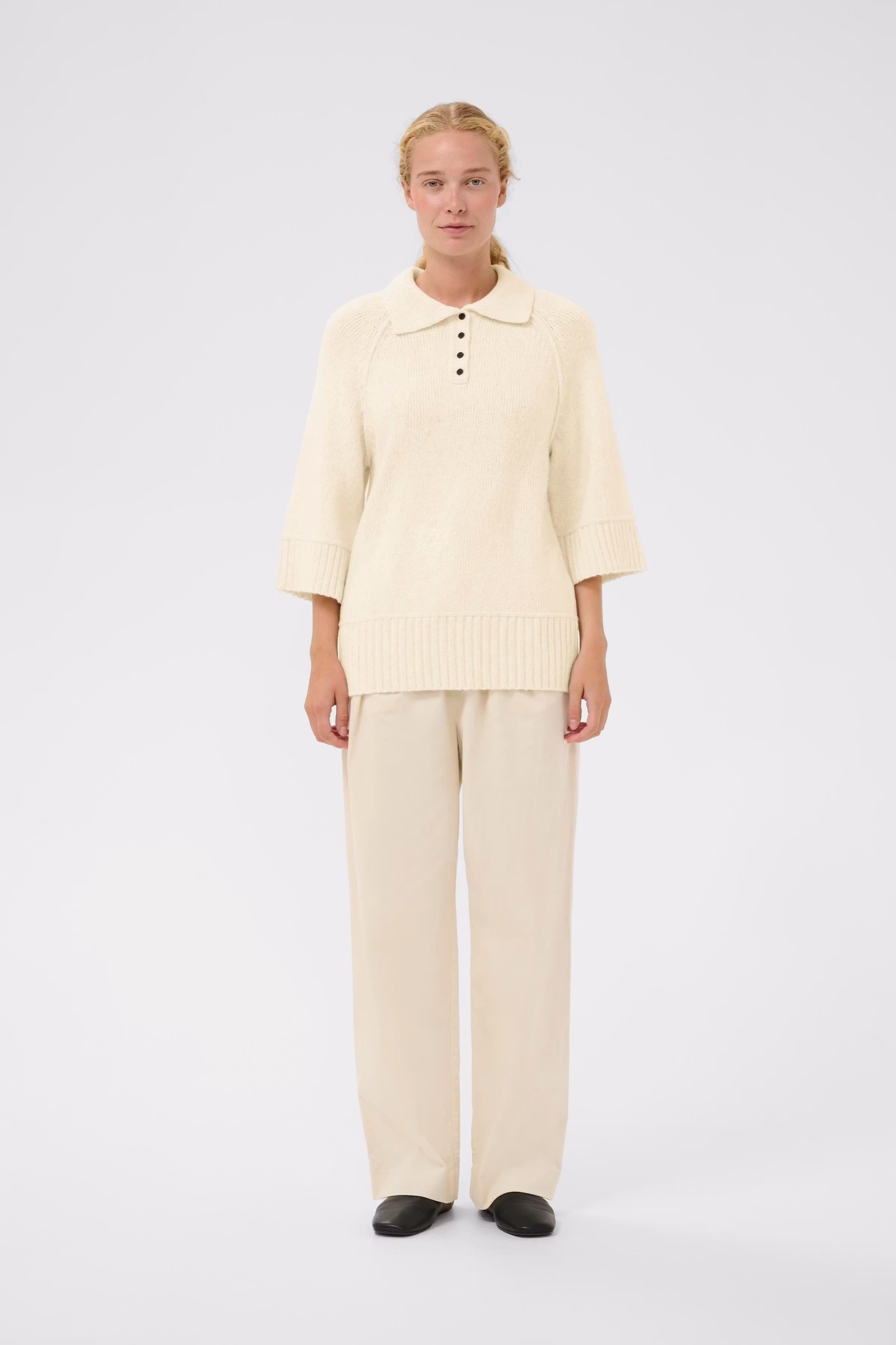 NUMAIW Pullover LOOKBOOK FRONT 30112155-110701