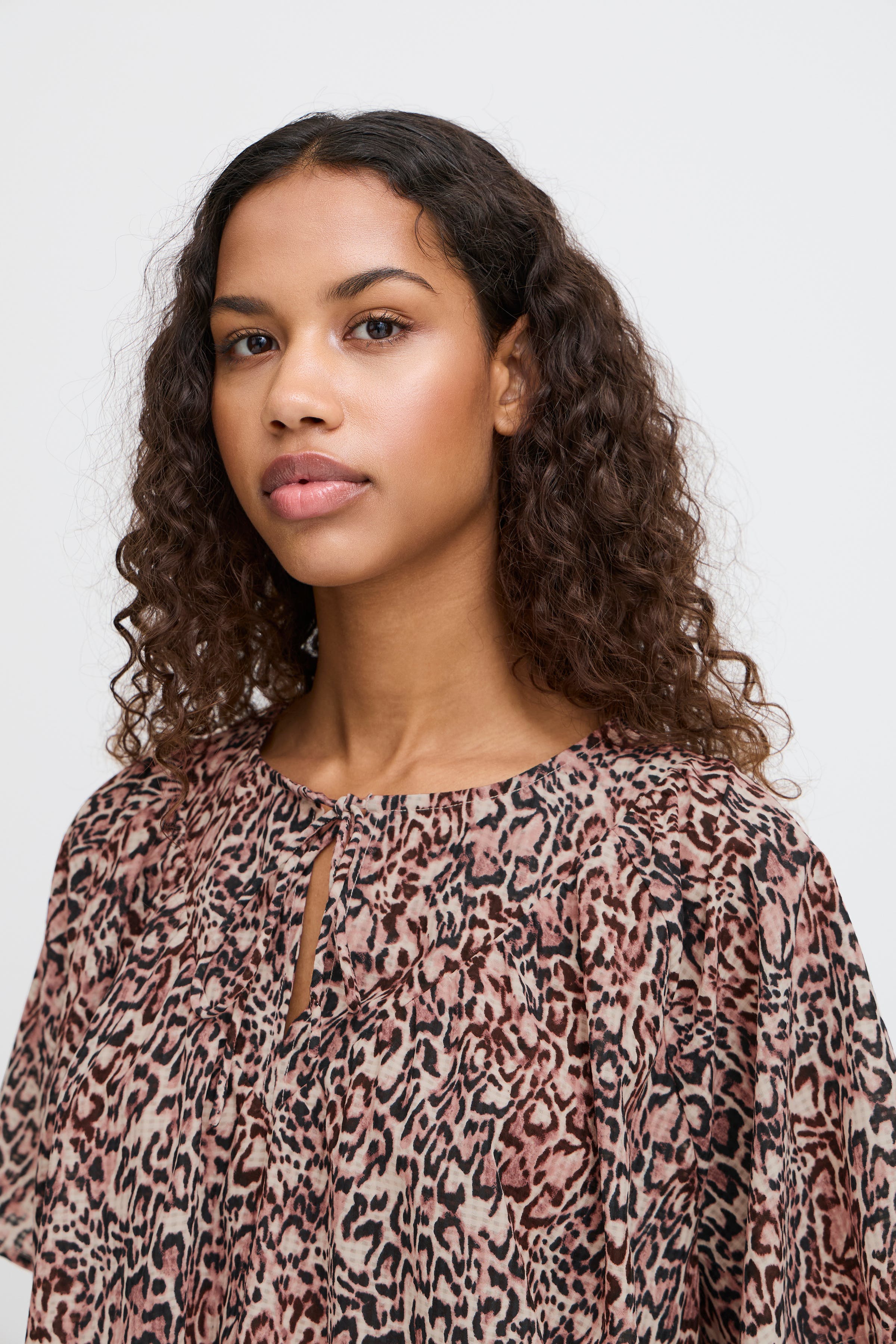 IHSAFARY Kurzarm-Bluse LOOKBOOK DETAIL 20122346-203979