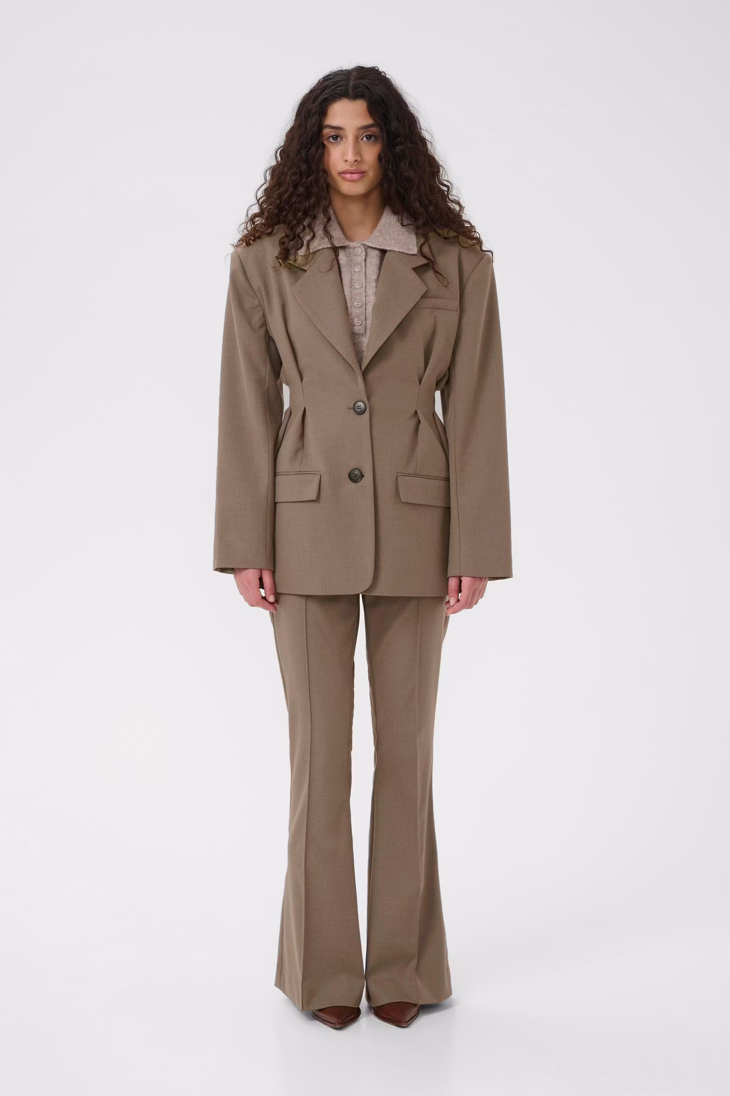 GZpaula Blazer LOOKBOOK FRONT 10910626-106856