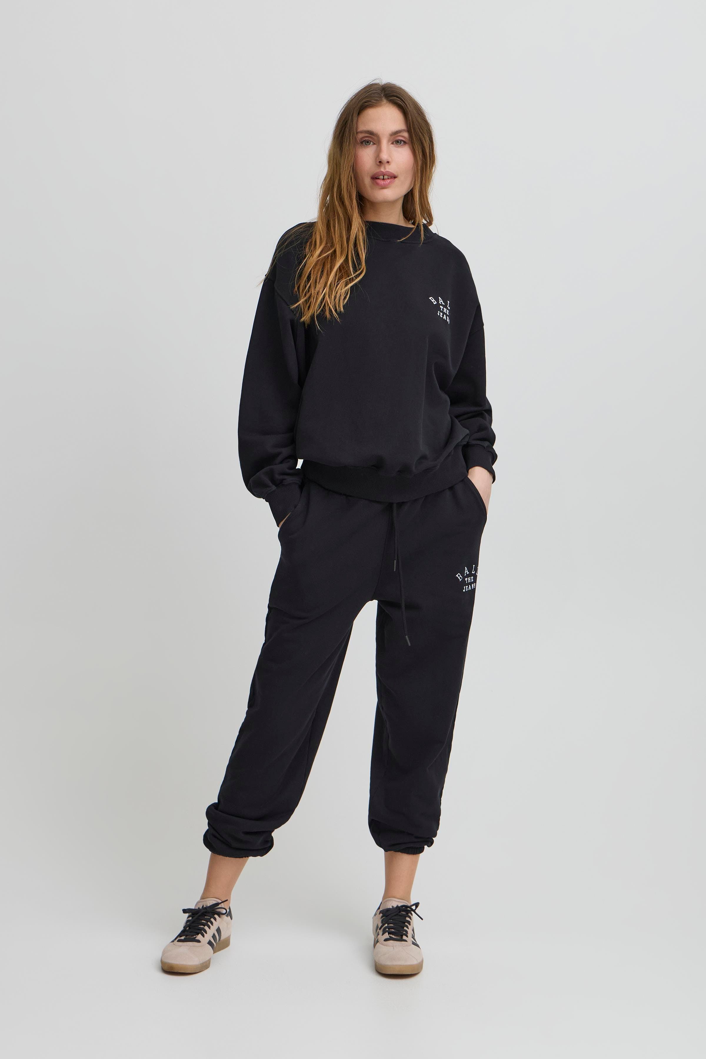 BASAVONA Sweatshirt LOOKBOOK FRONT 50405151-204005